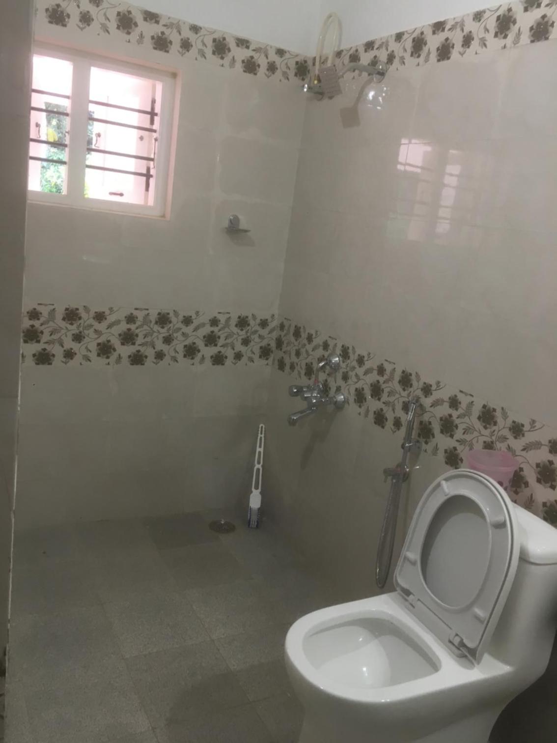 Double Room with Balcony (3 Adults) photo 2