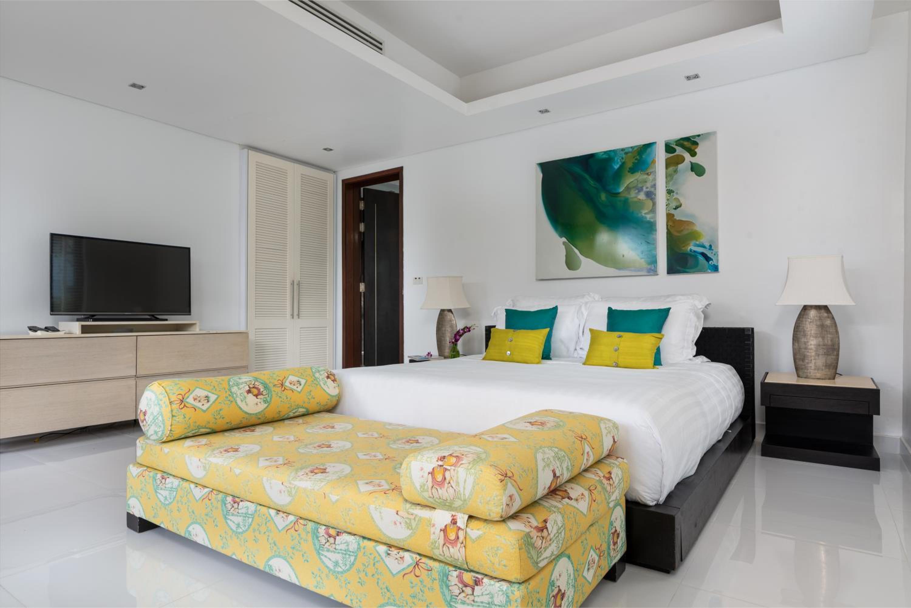 Lotus - Five-Bedroom Beach Villa photo 3