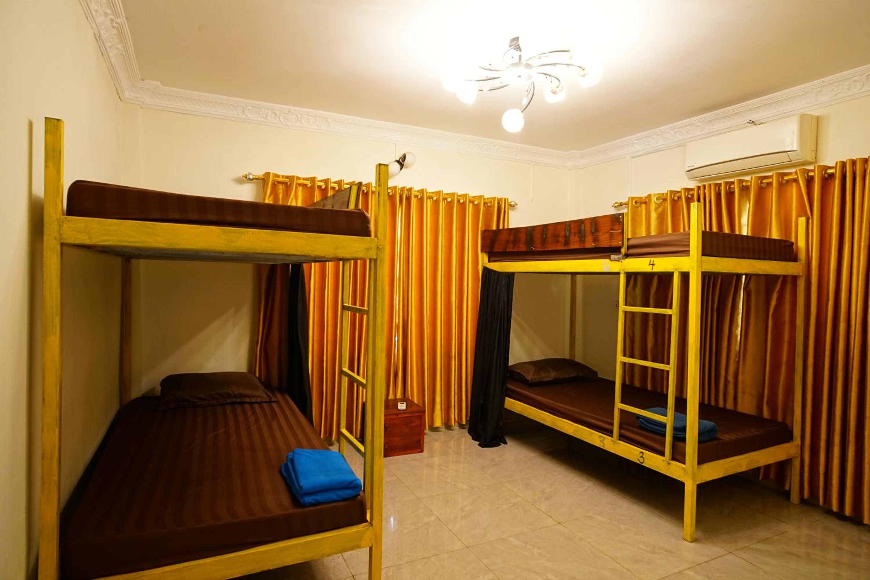 Bed in 4-Bed Dormitory Room with AC photo 1