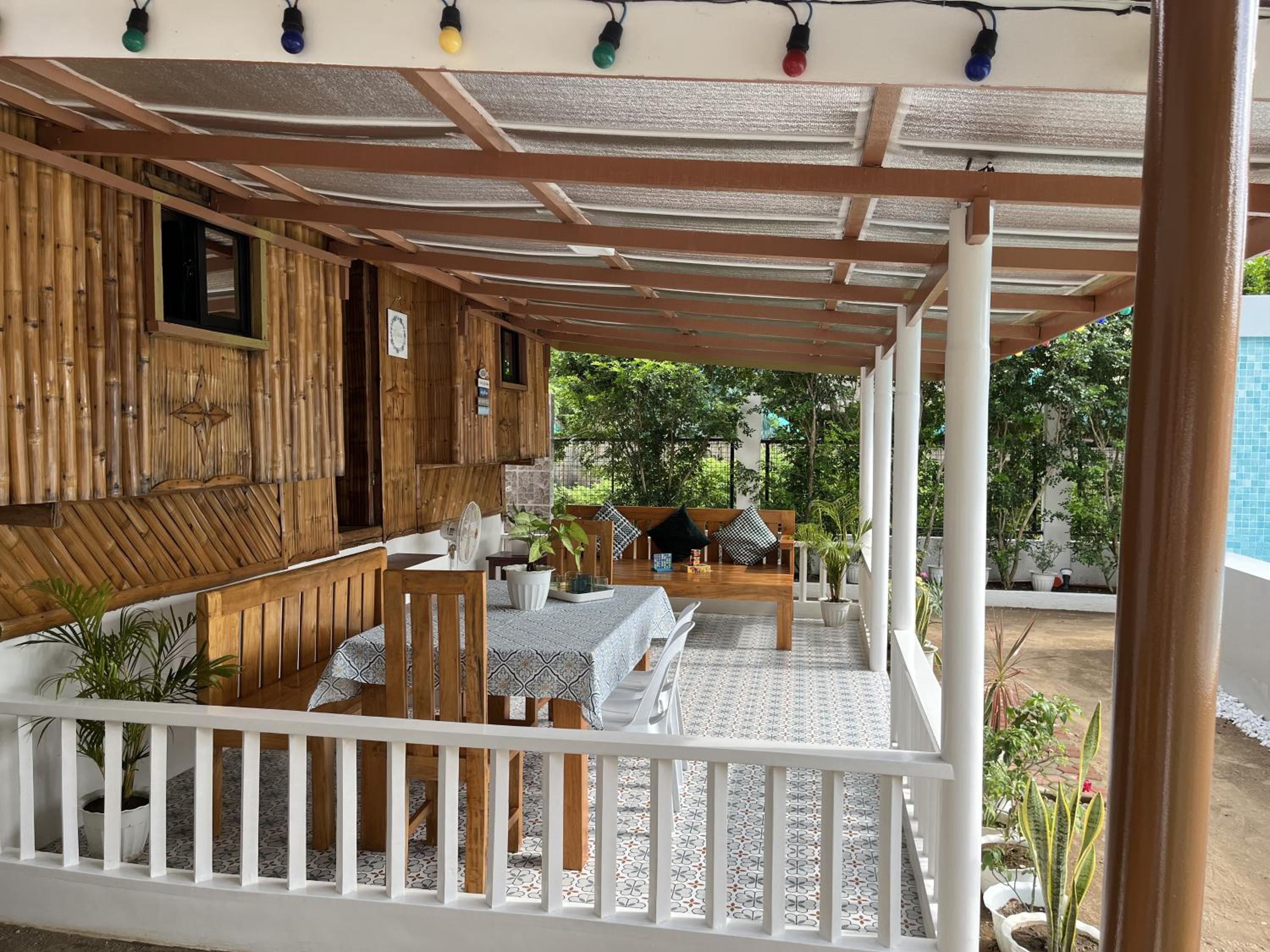 Family Room with Terrace photo 3