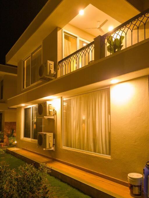 Three-Bedroom Villa photo 2