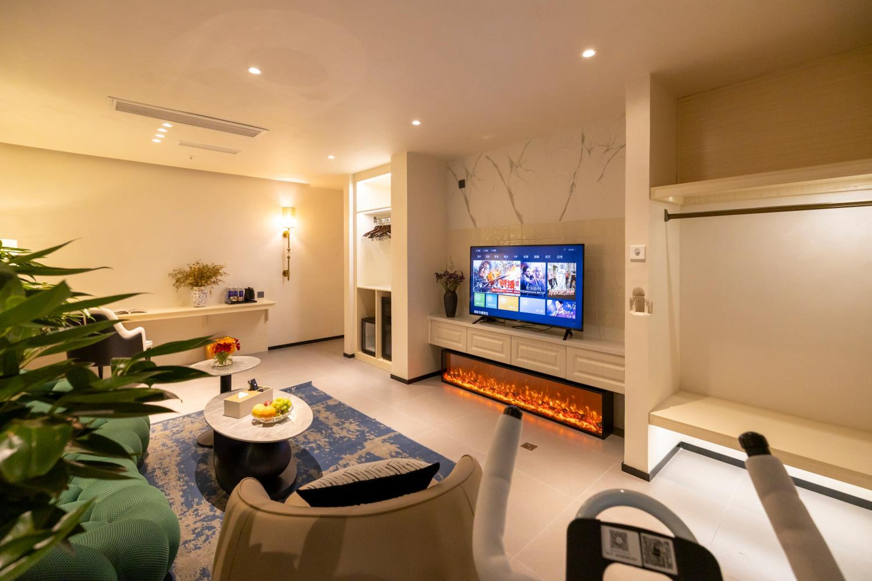 Two-bedroom, one-bathroom large suite