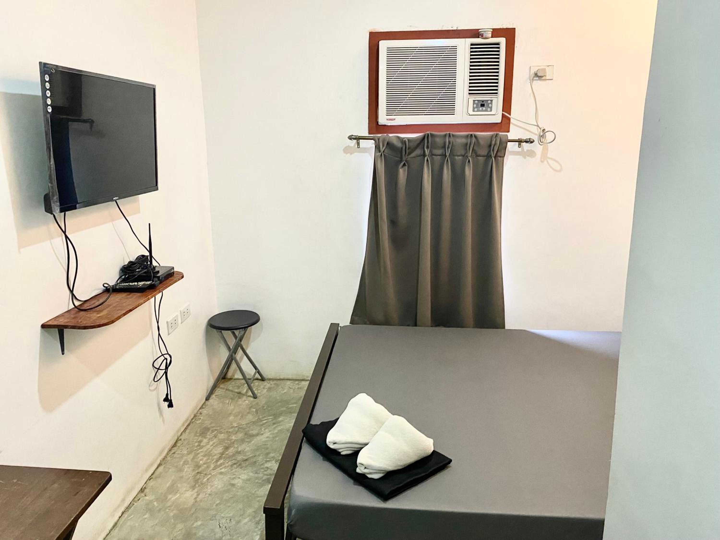 Deluxe Double Room - Photo 7