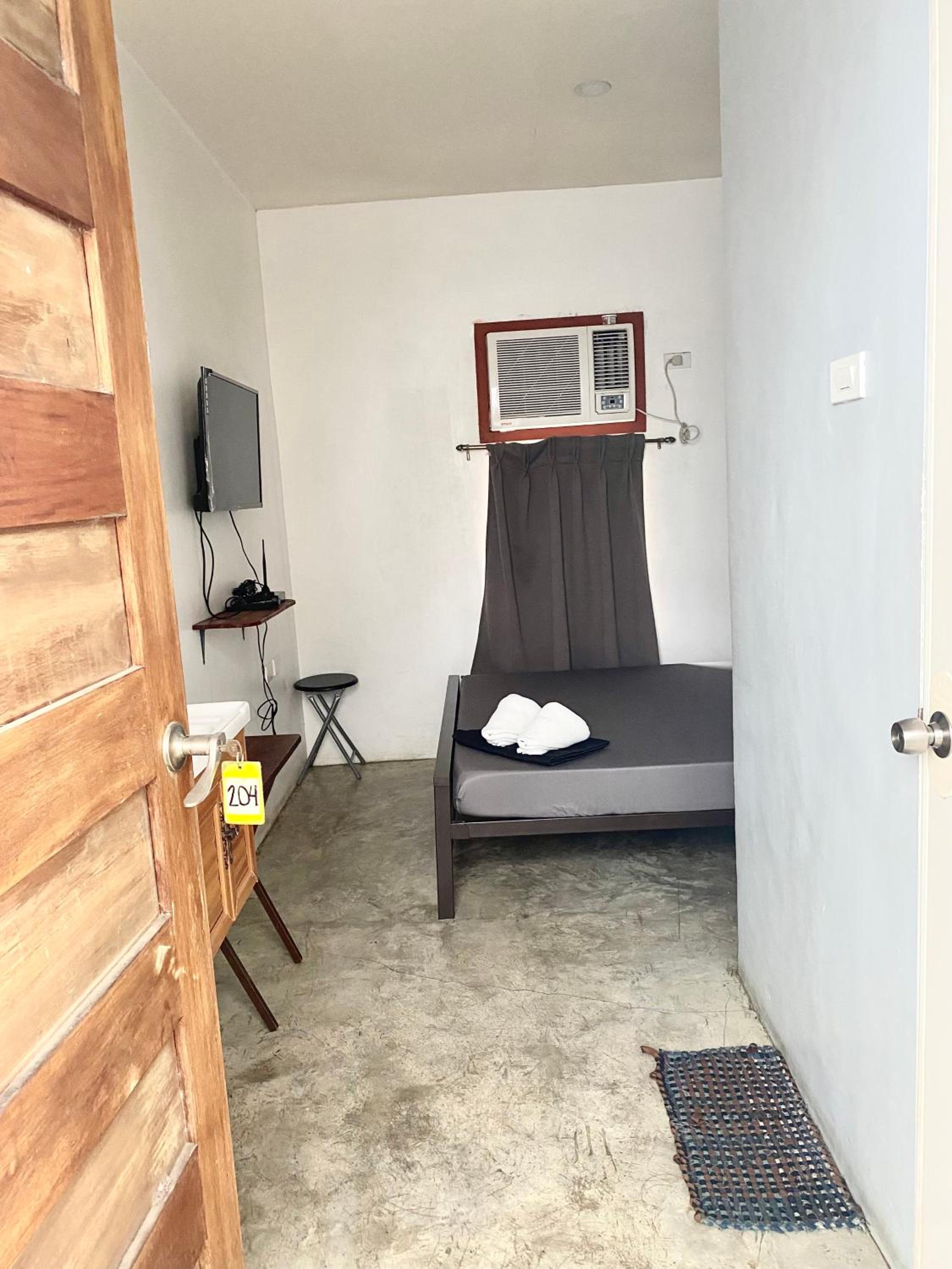 Deluxe Double Room - Photo 9