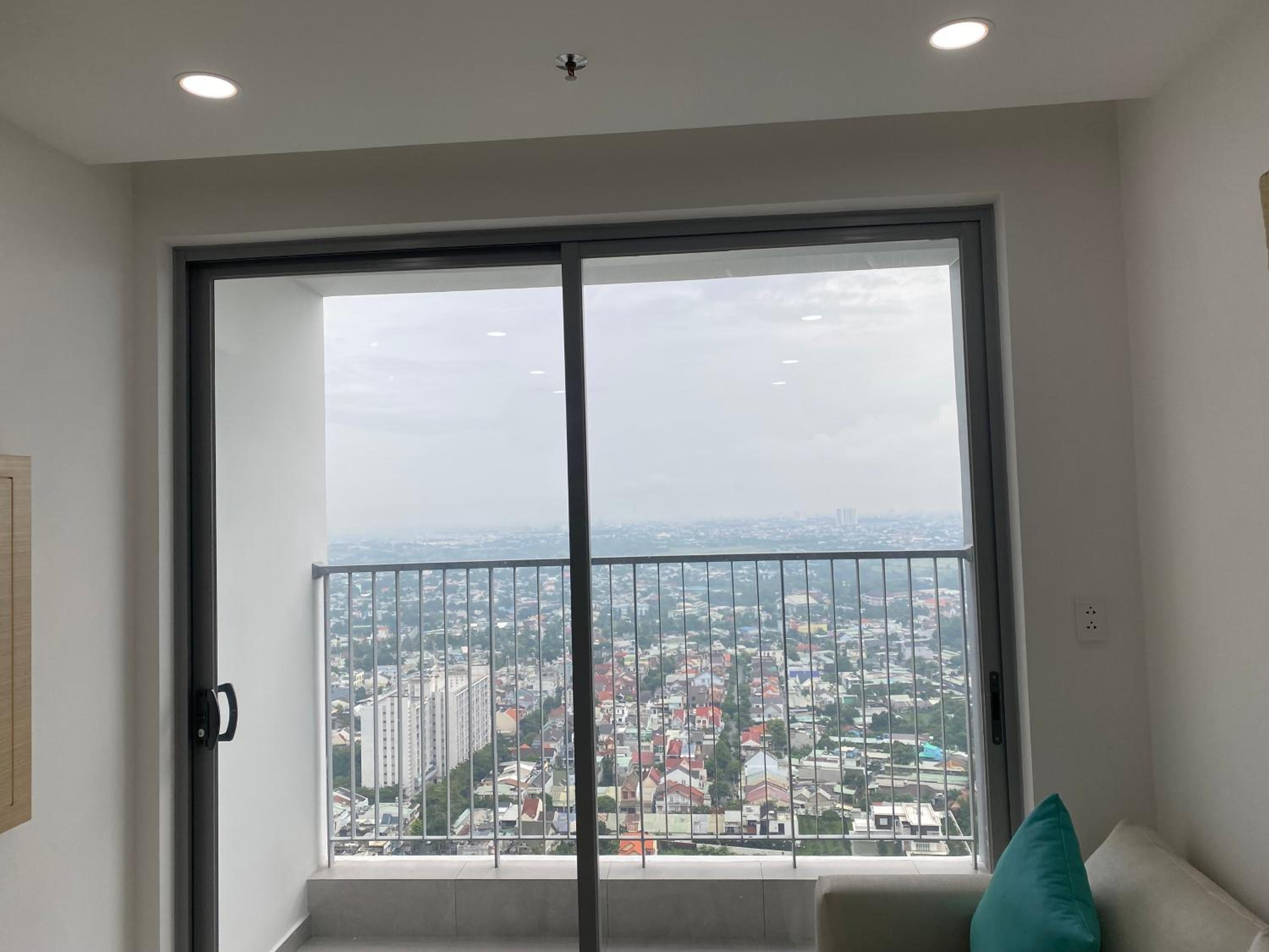 One-Bedroom Apartment - Photo 4