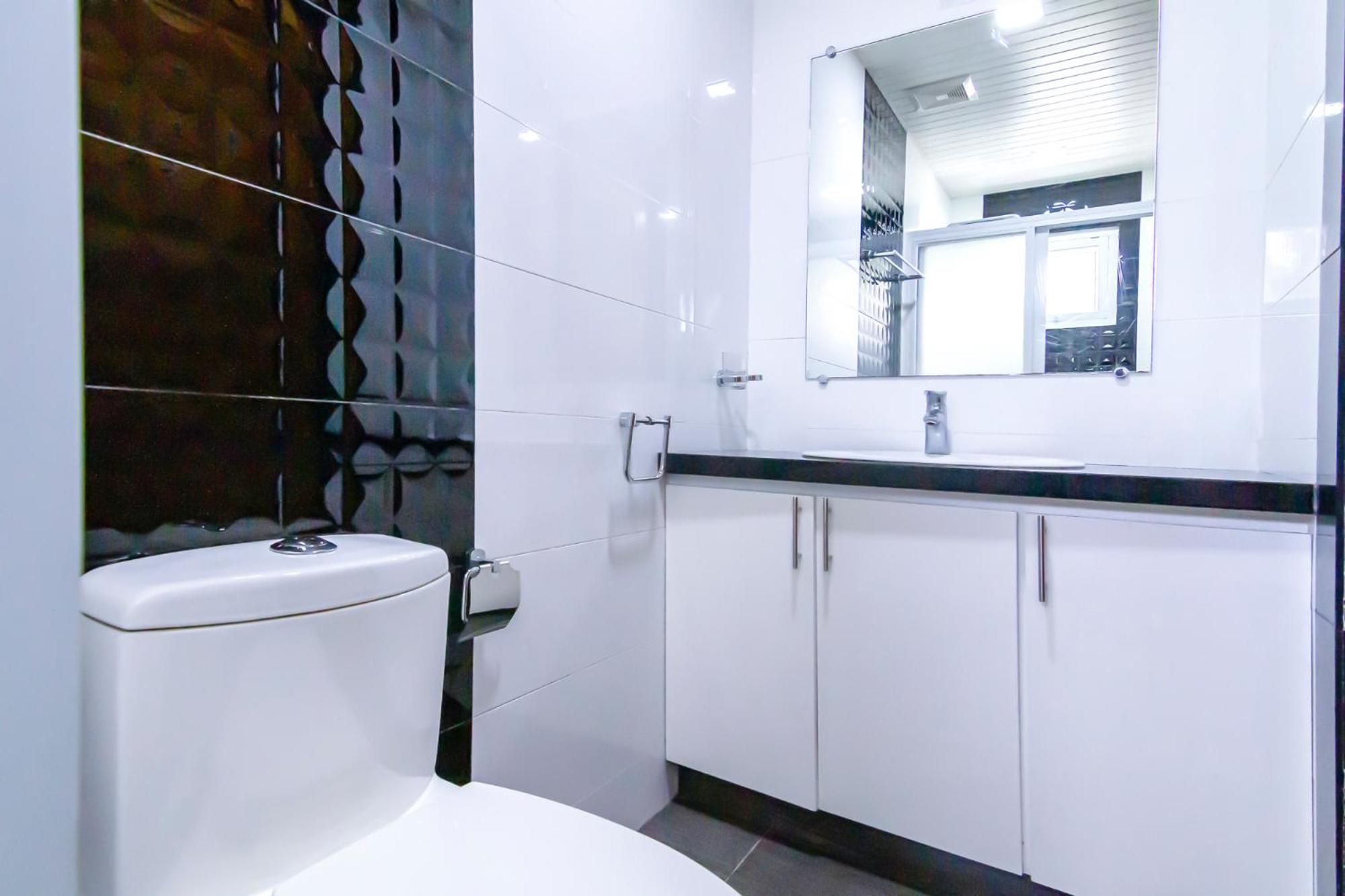 Three-Bedroom Apartment - Photo 10