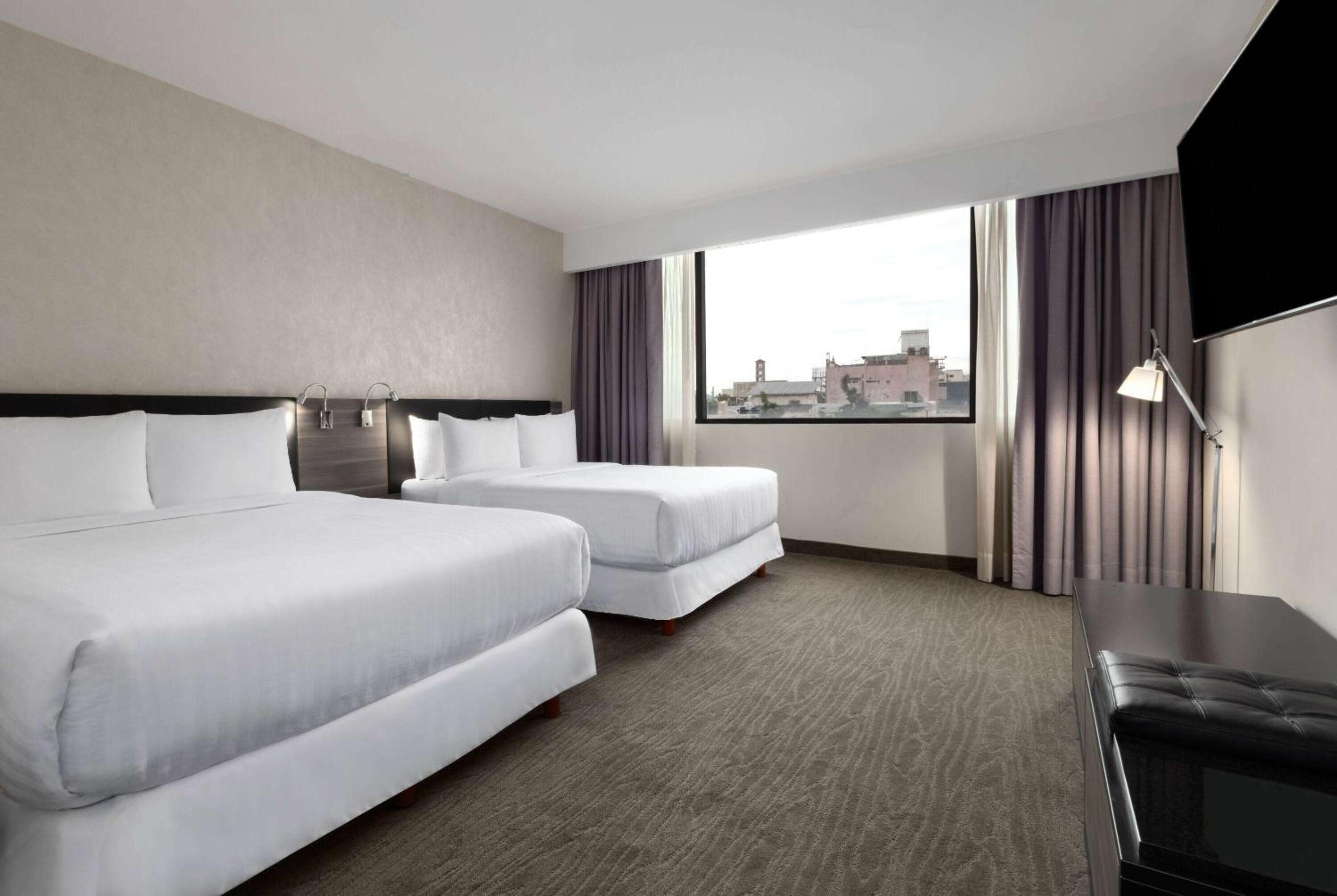 Family Suite with Two Queen Beds, Non-Smoking - Photo 1