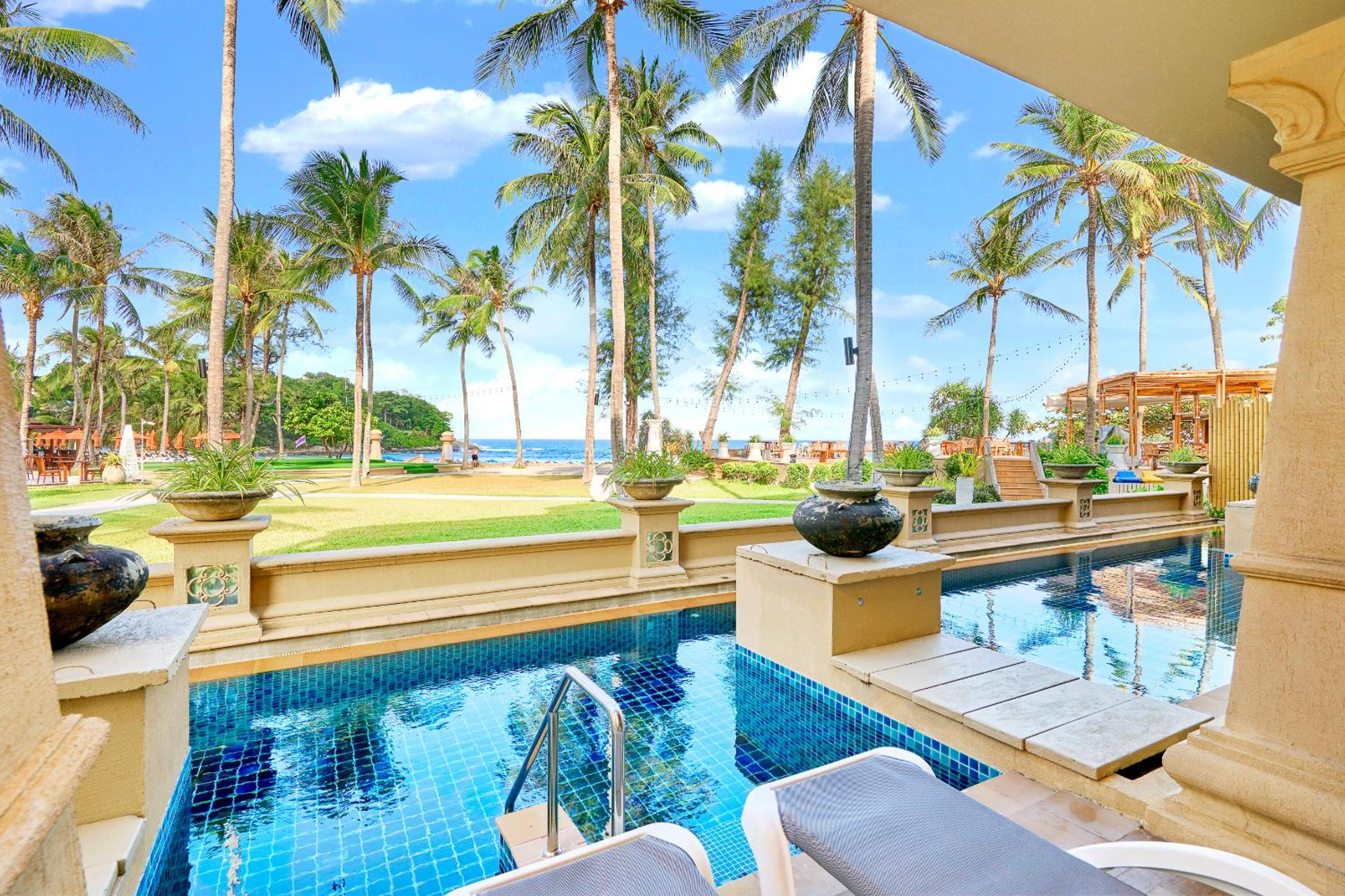 Deluxe Pool Access - Photo 5