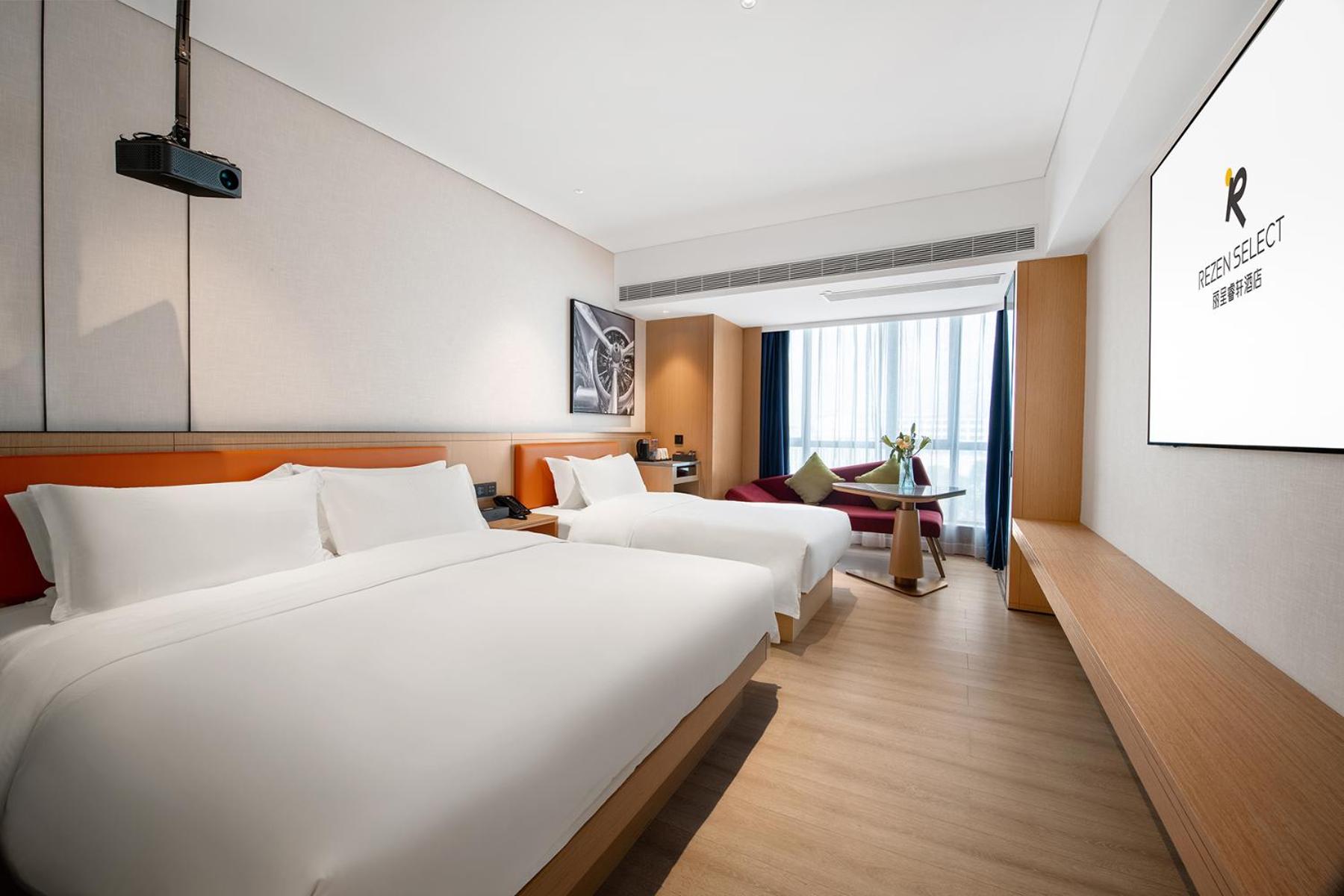 Luxury Triple Room