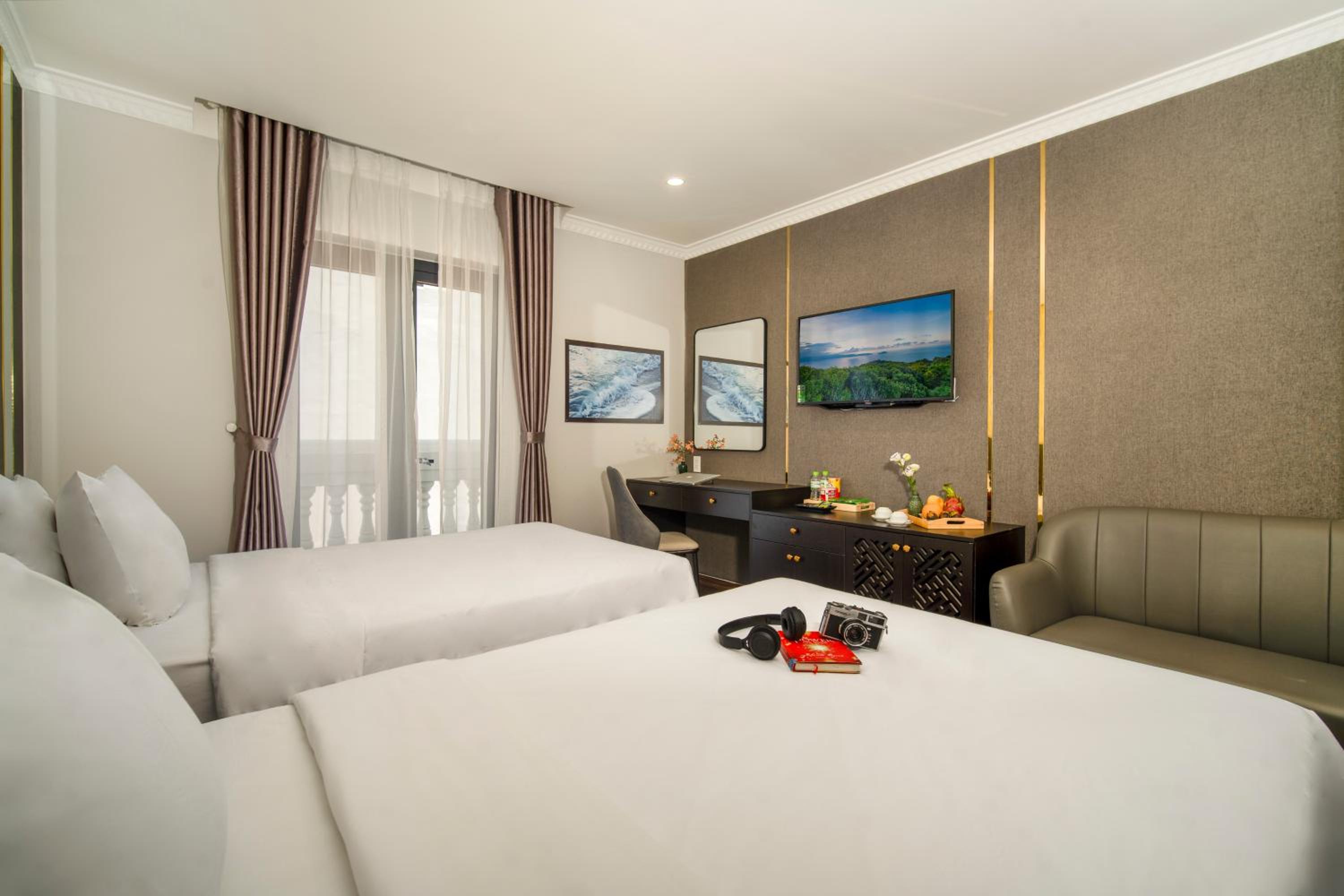 Twin Room With Balcony