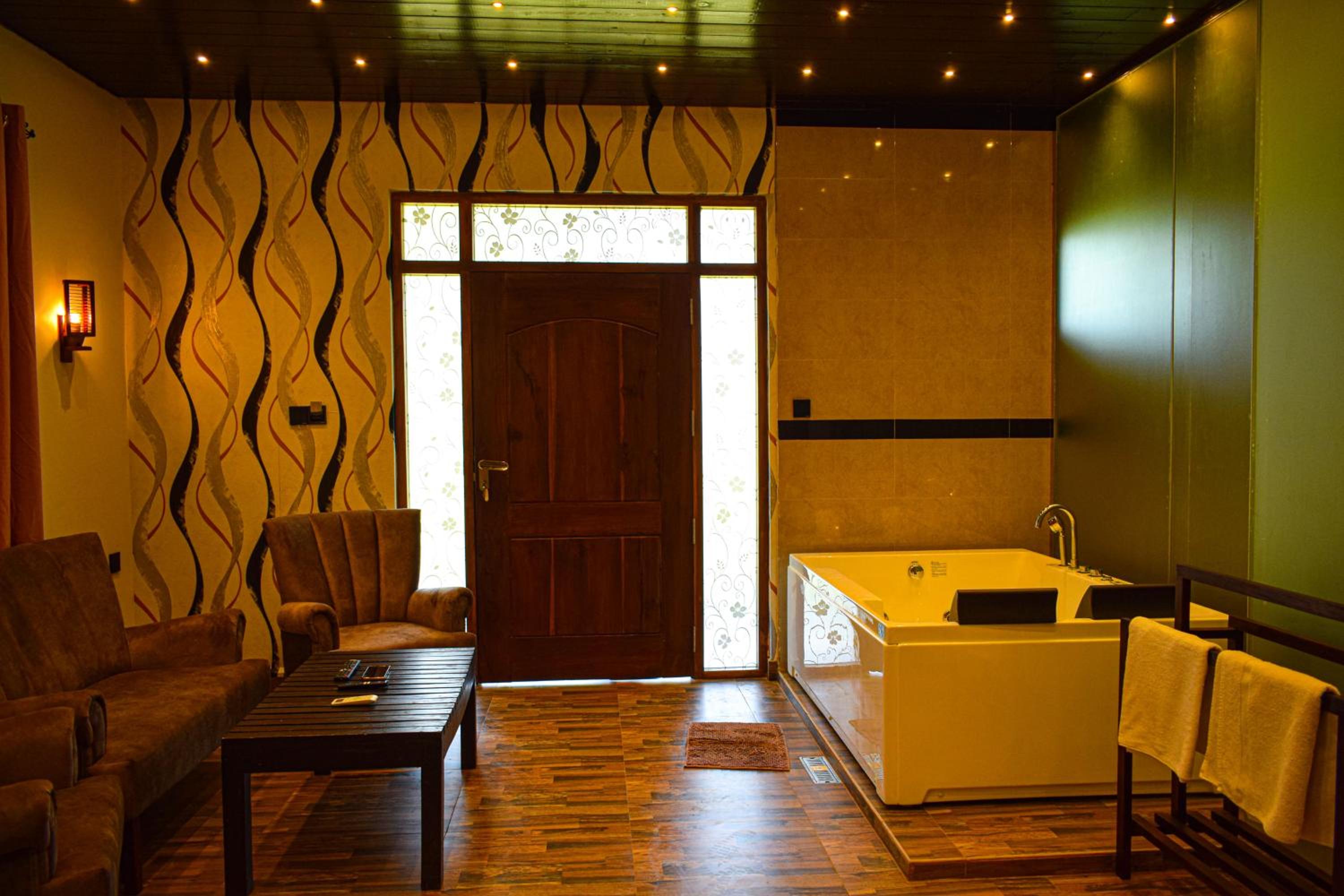 King Suite photo 2