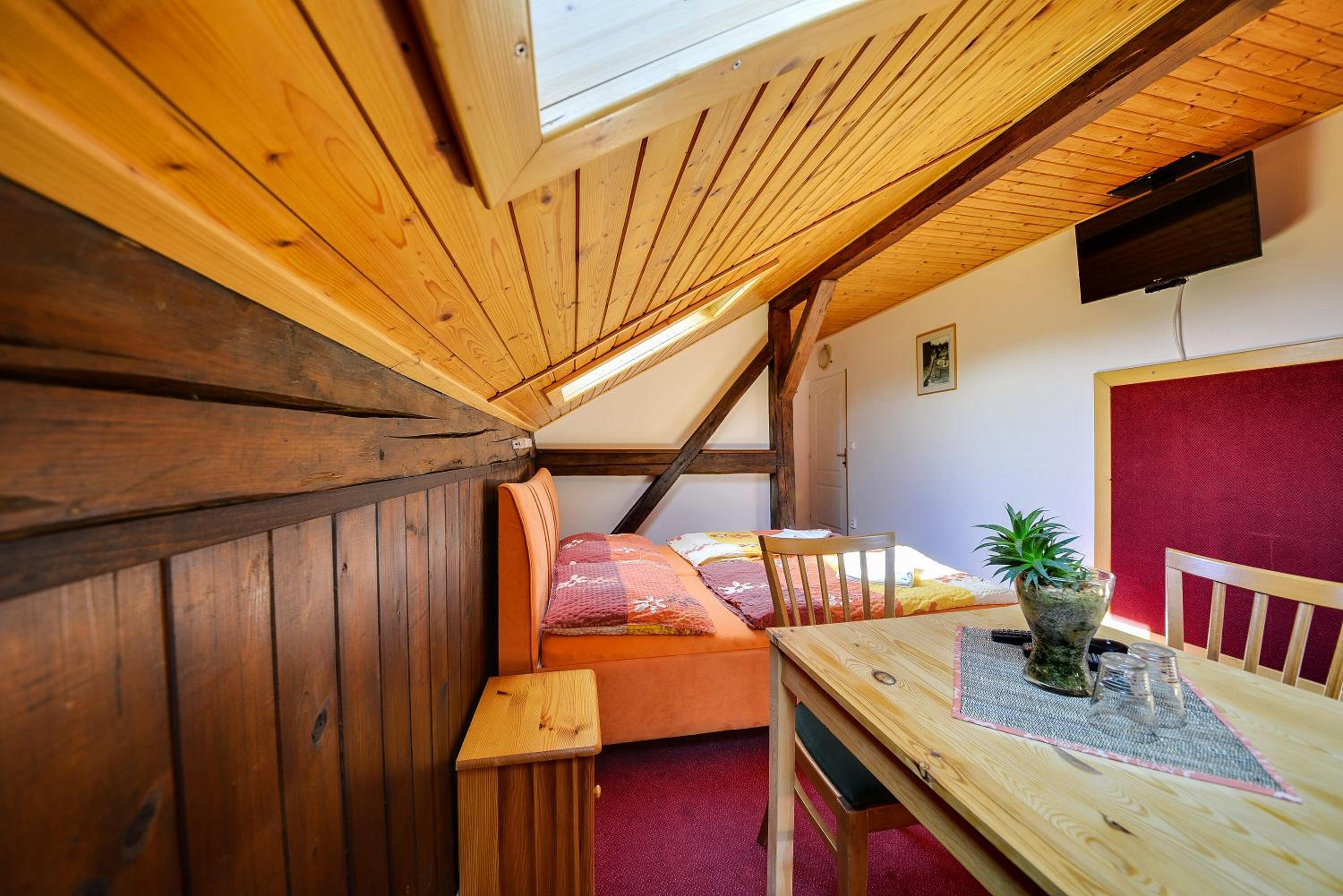 Standard Triple Room photo 2