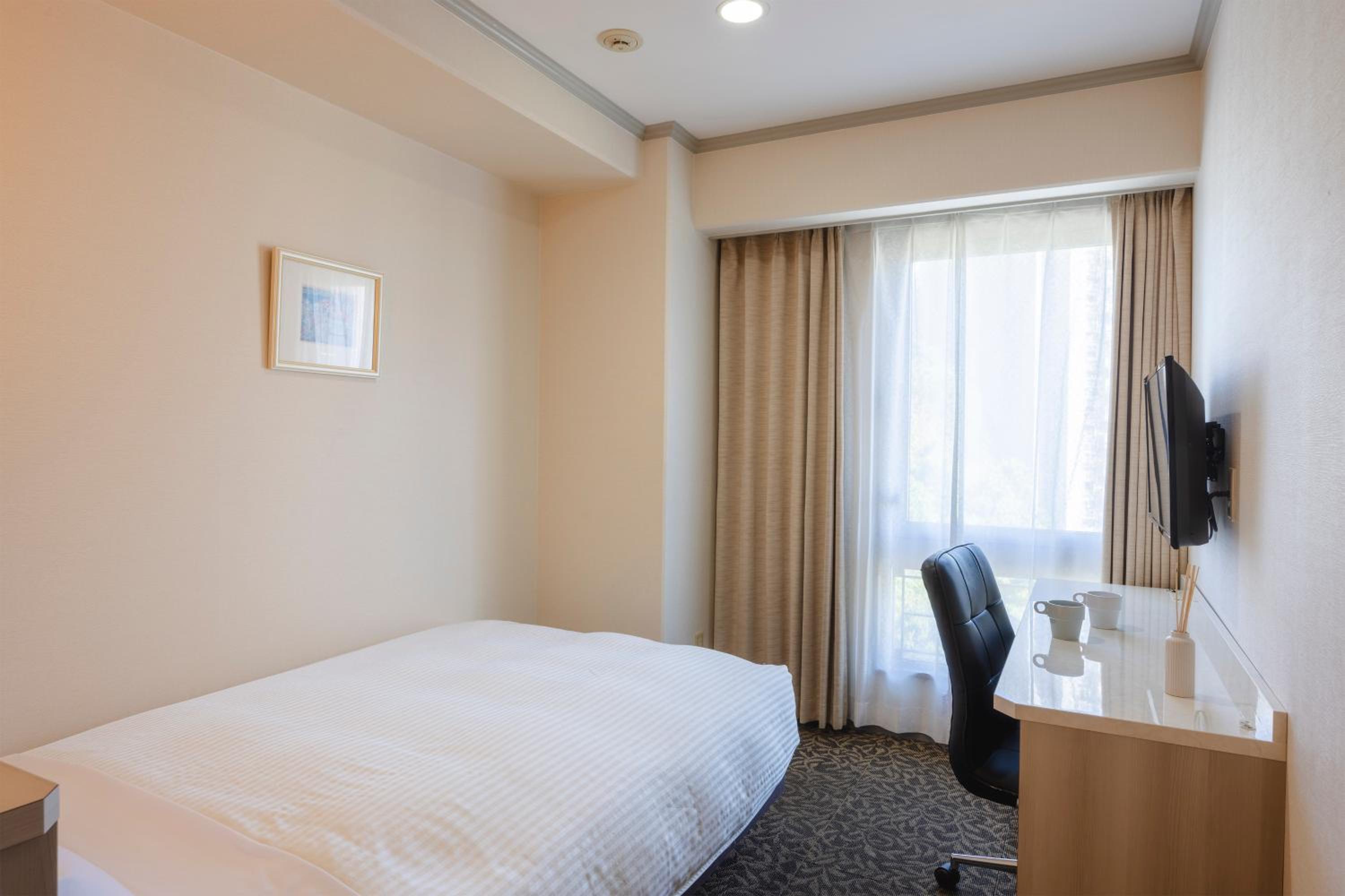Single Room - Non-Smoking photo 1