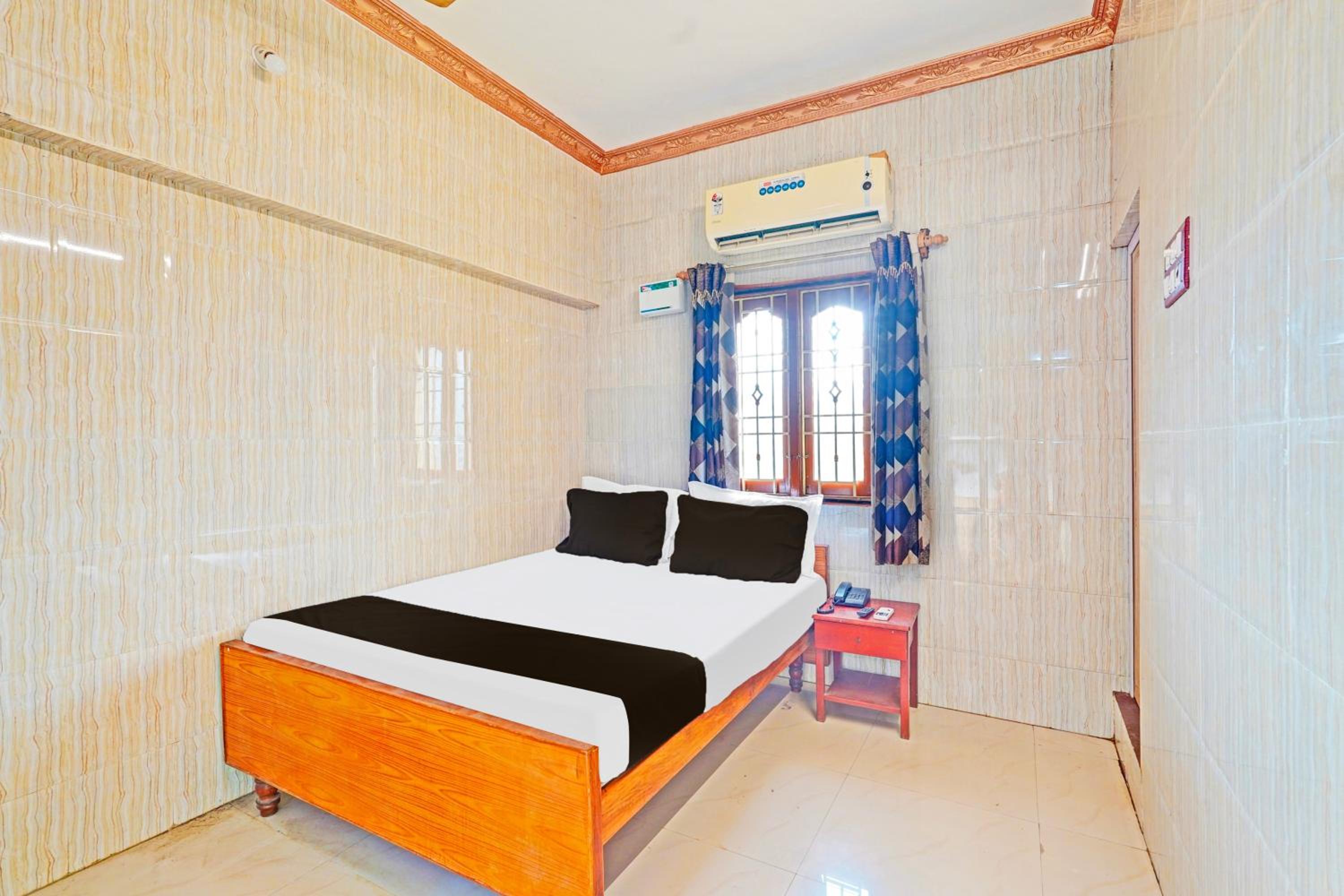 Classic Triple Room
