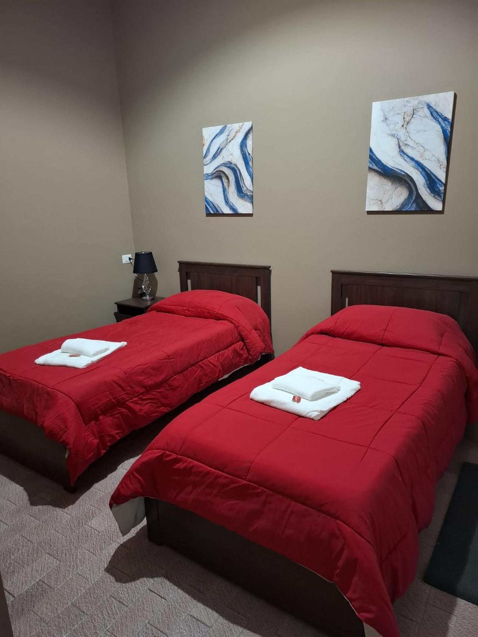 Deluxe Twin Room - Photo 7