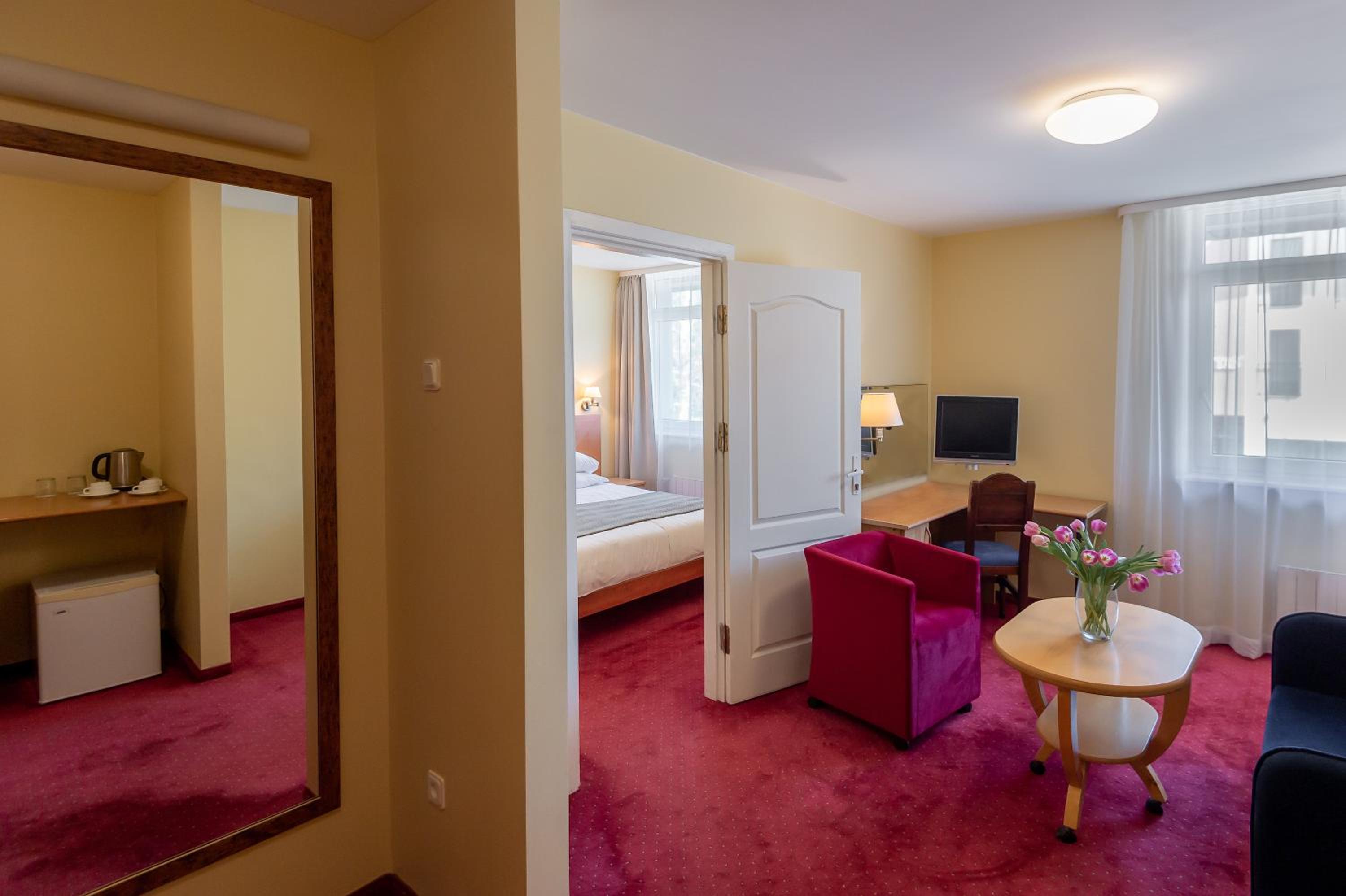 Standard Suite photo 2