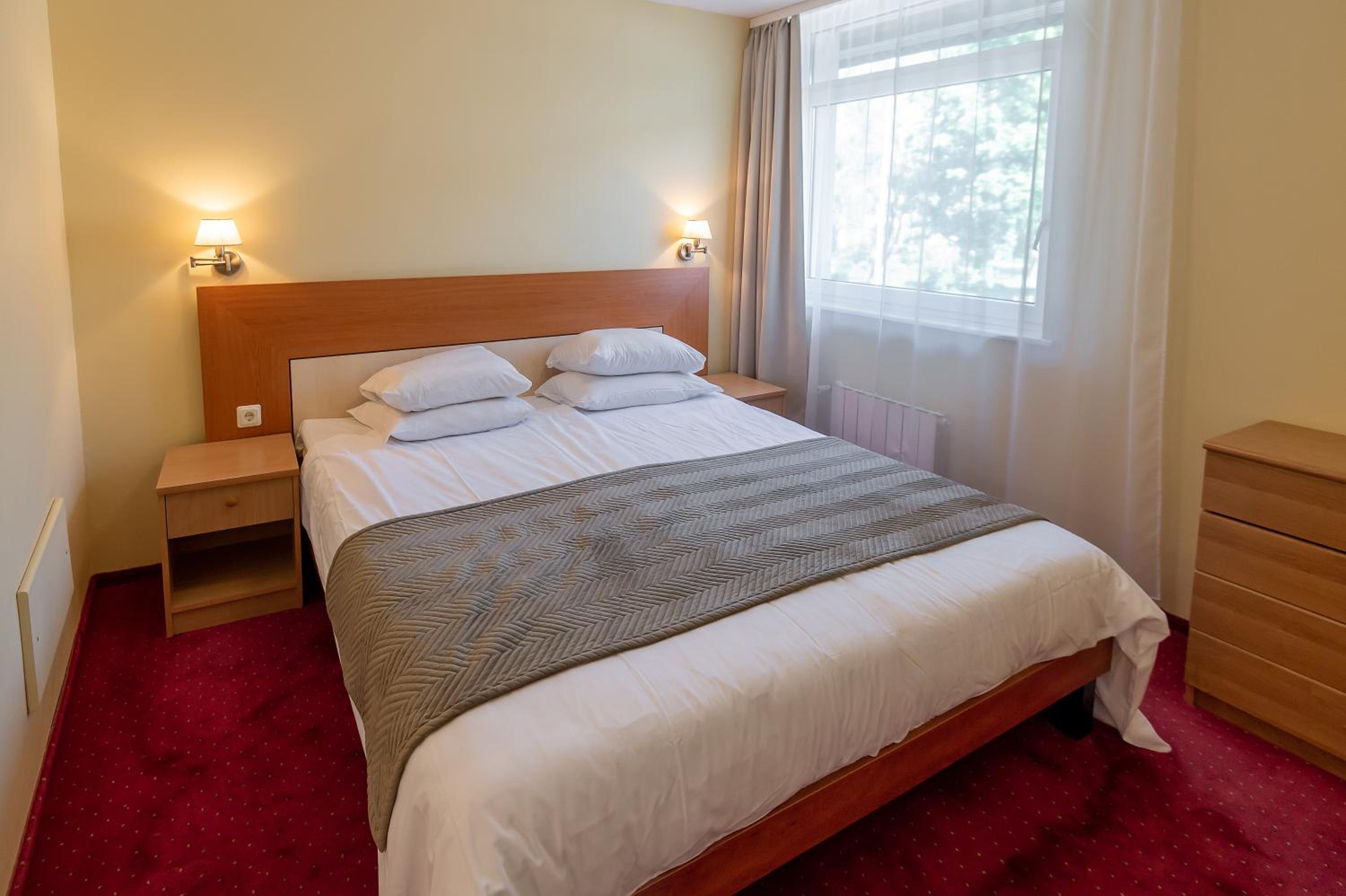 Standard Suite