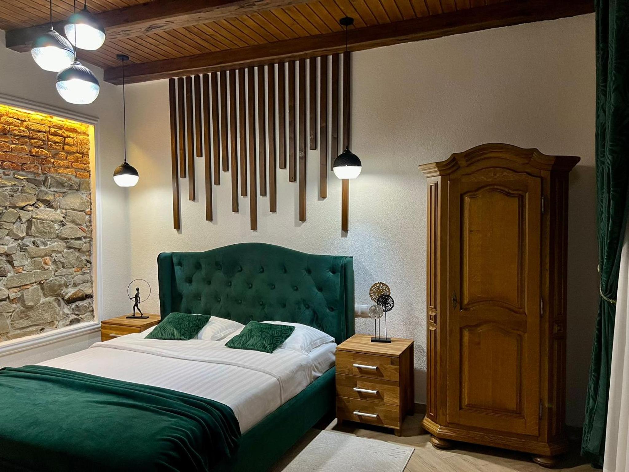 Queen Room - Photo 4