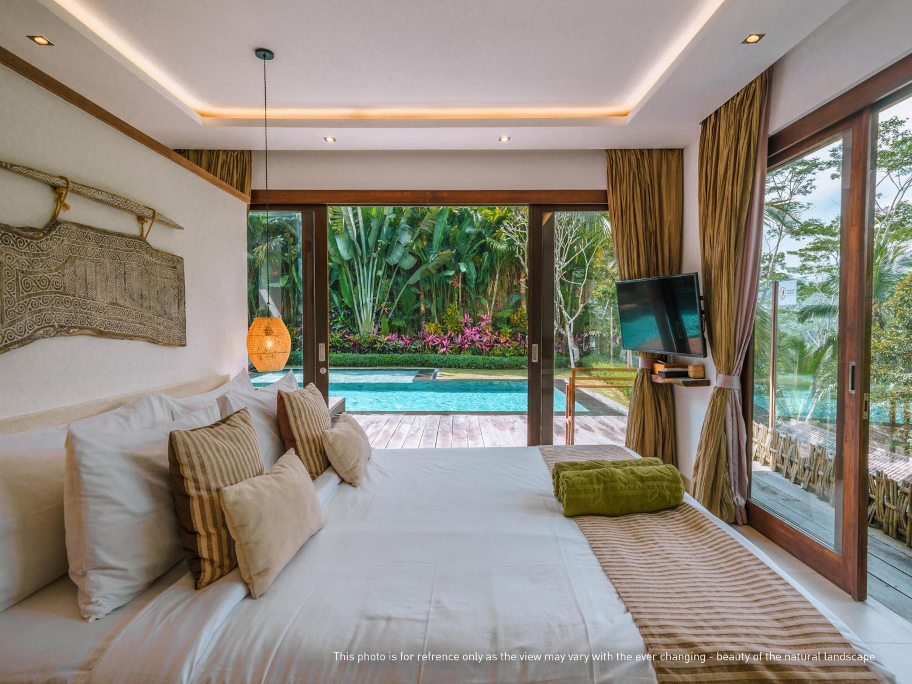 Three-Bedroom Luxury Pool Villa Jungle View - Photo 16