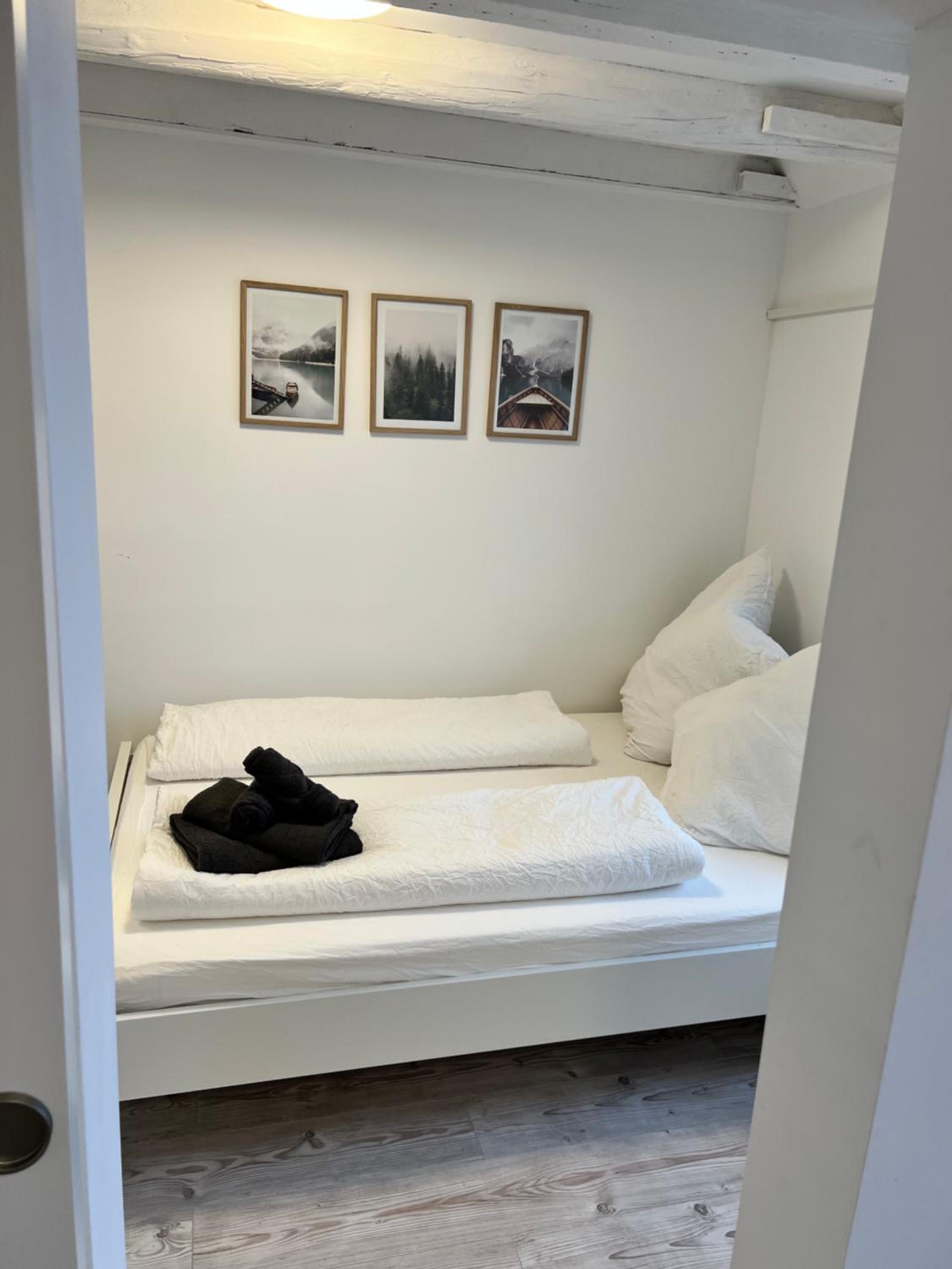 One-Bedroom Apartment photo 3