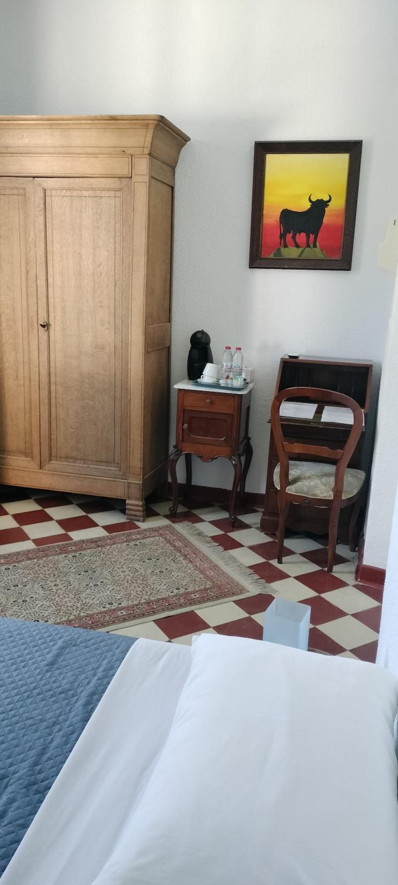 Double Room with Private Bathroom - Photo 4
