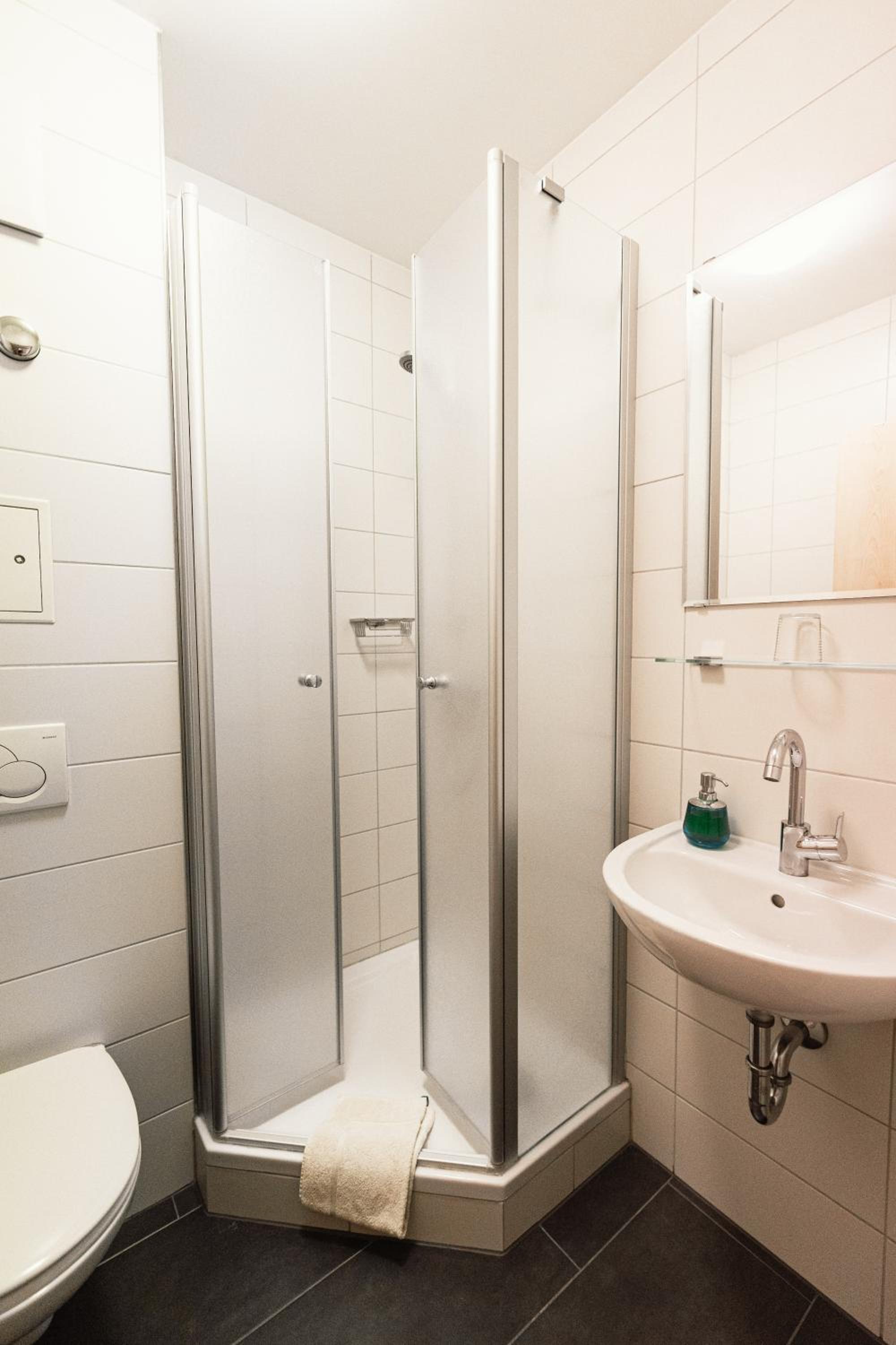 Single Room photo 2