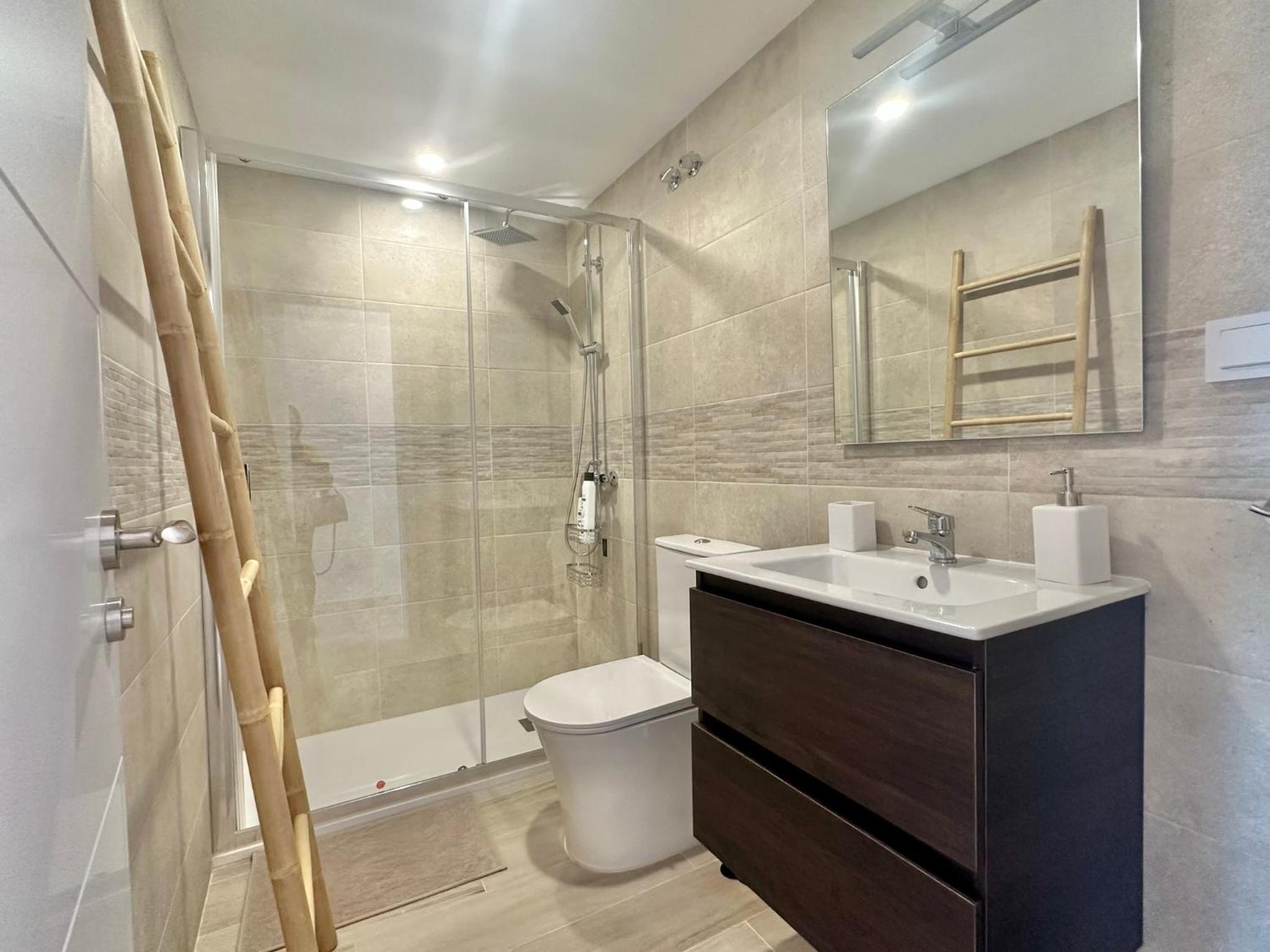 Two-Bedroom Superior Apartment photo 2
