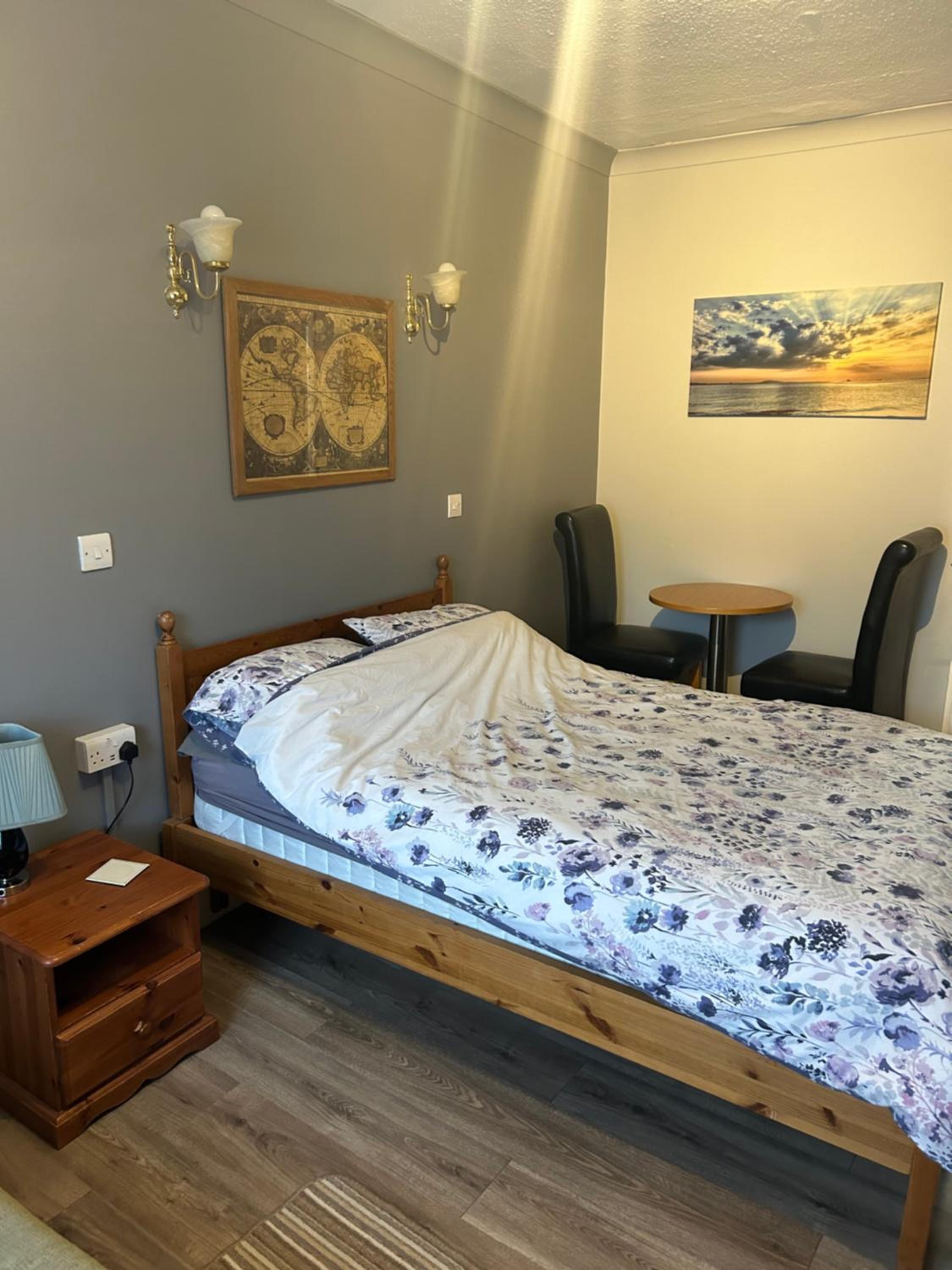 Double Room - Photo 2
