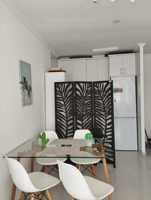 Two-Bedroom Apartment photo 2