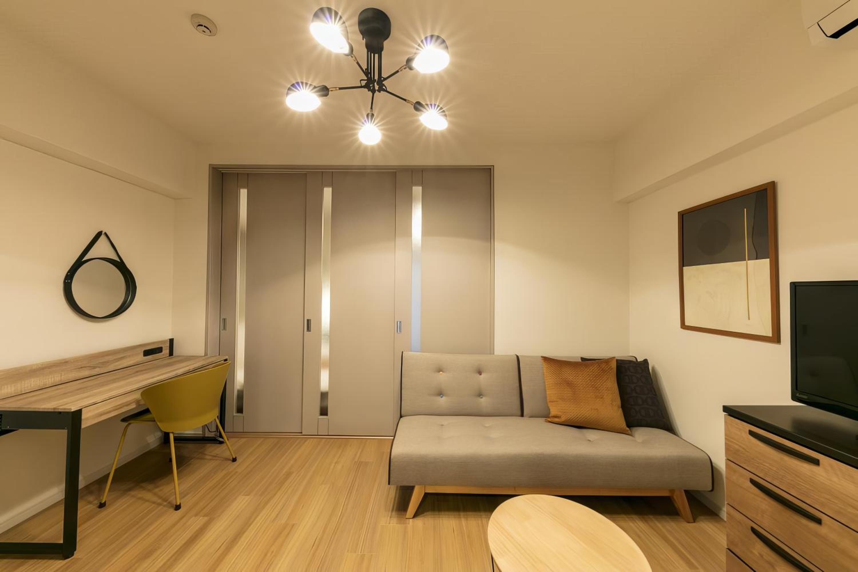 Deluxe Room with Kitchen (2 Double Beds and 1 Sofa Bed) - Non-Smoking - Photo 18