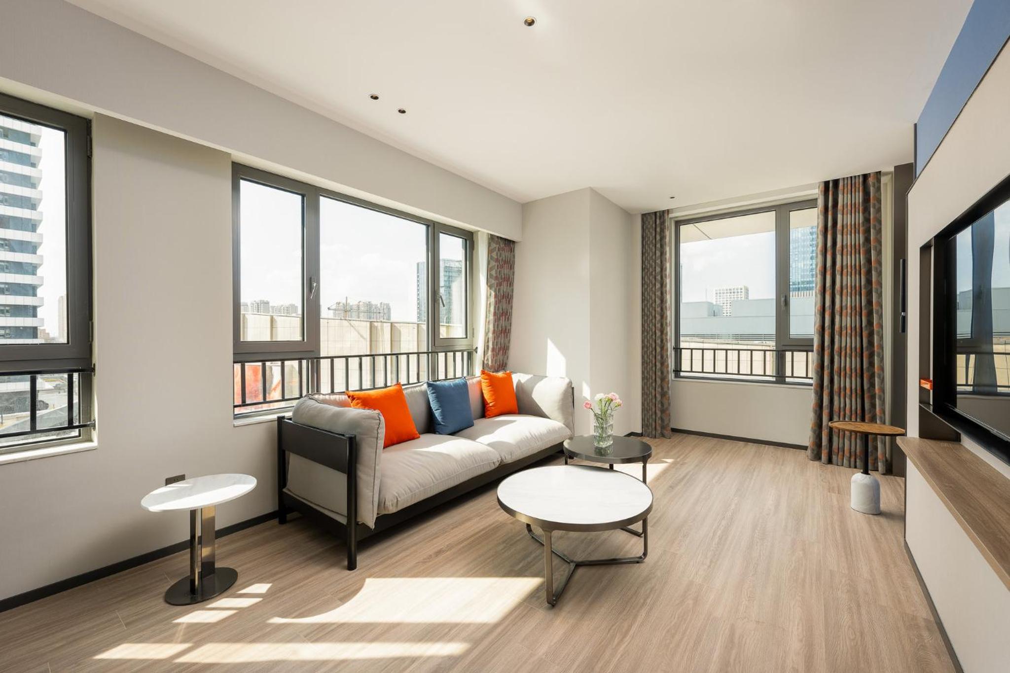 One-Bedroom Suite photo 1