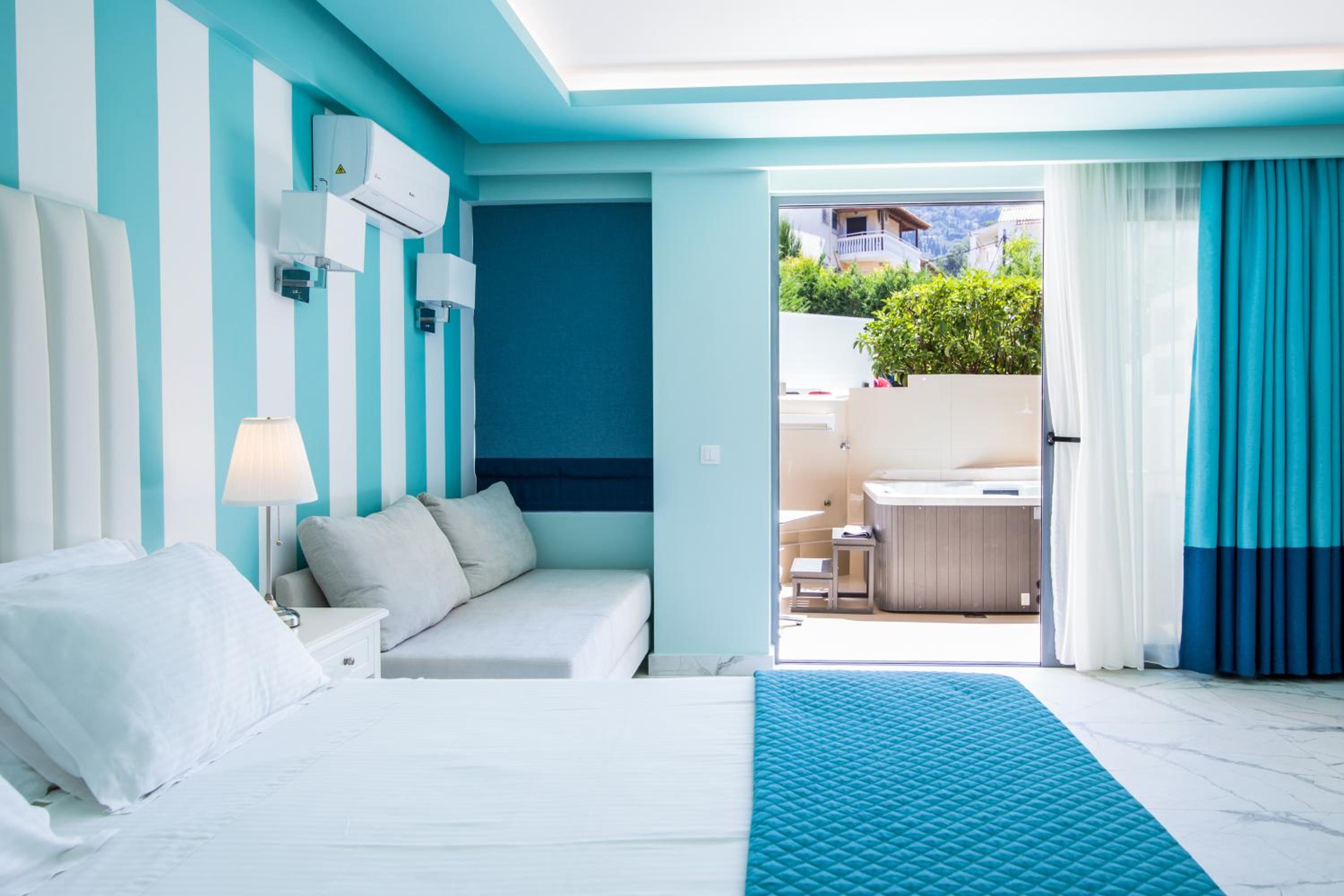 Quarto Queen com Banheira de Hidromassagem