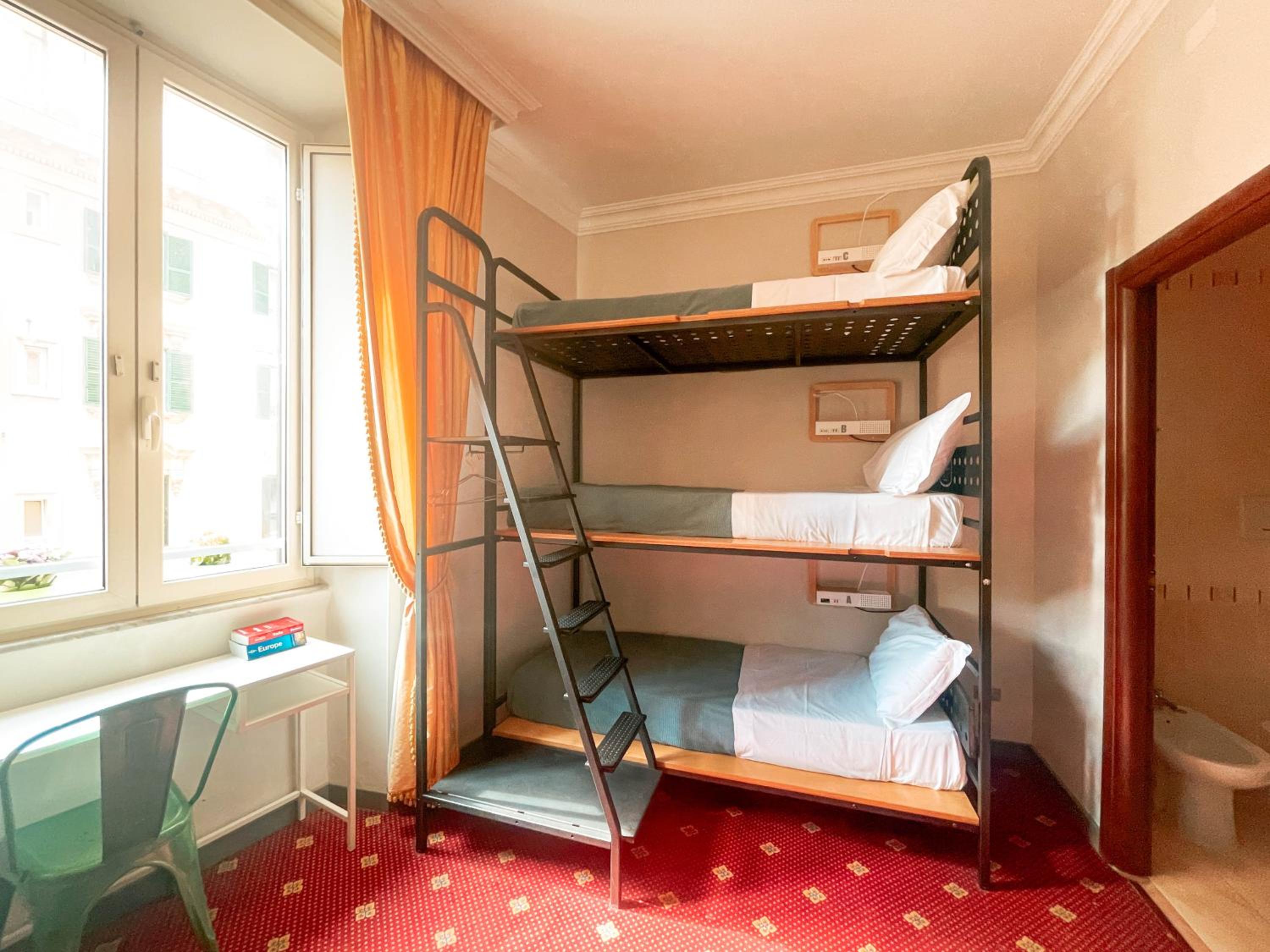 Triple Room photo 2