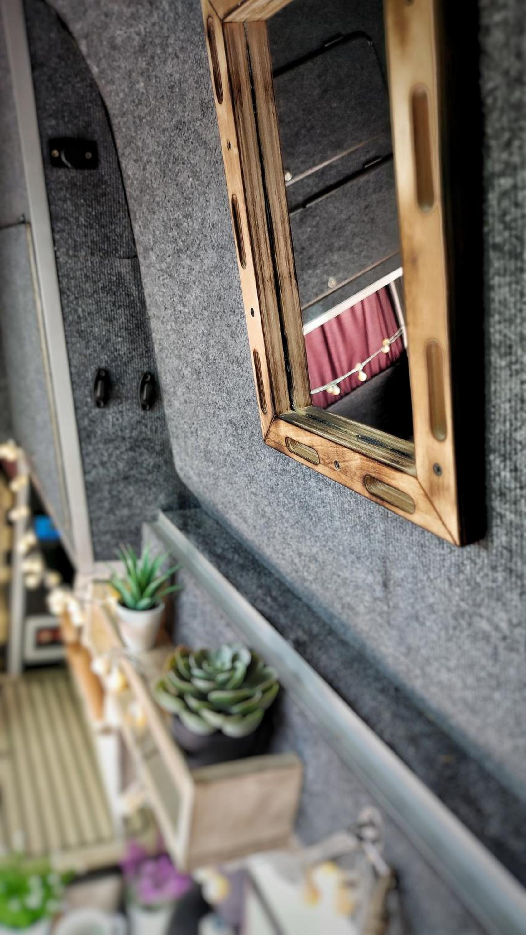 Mobile Home photo 3