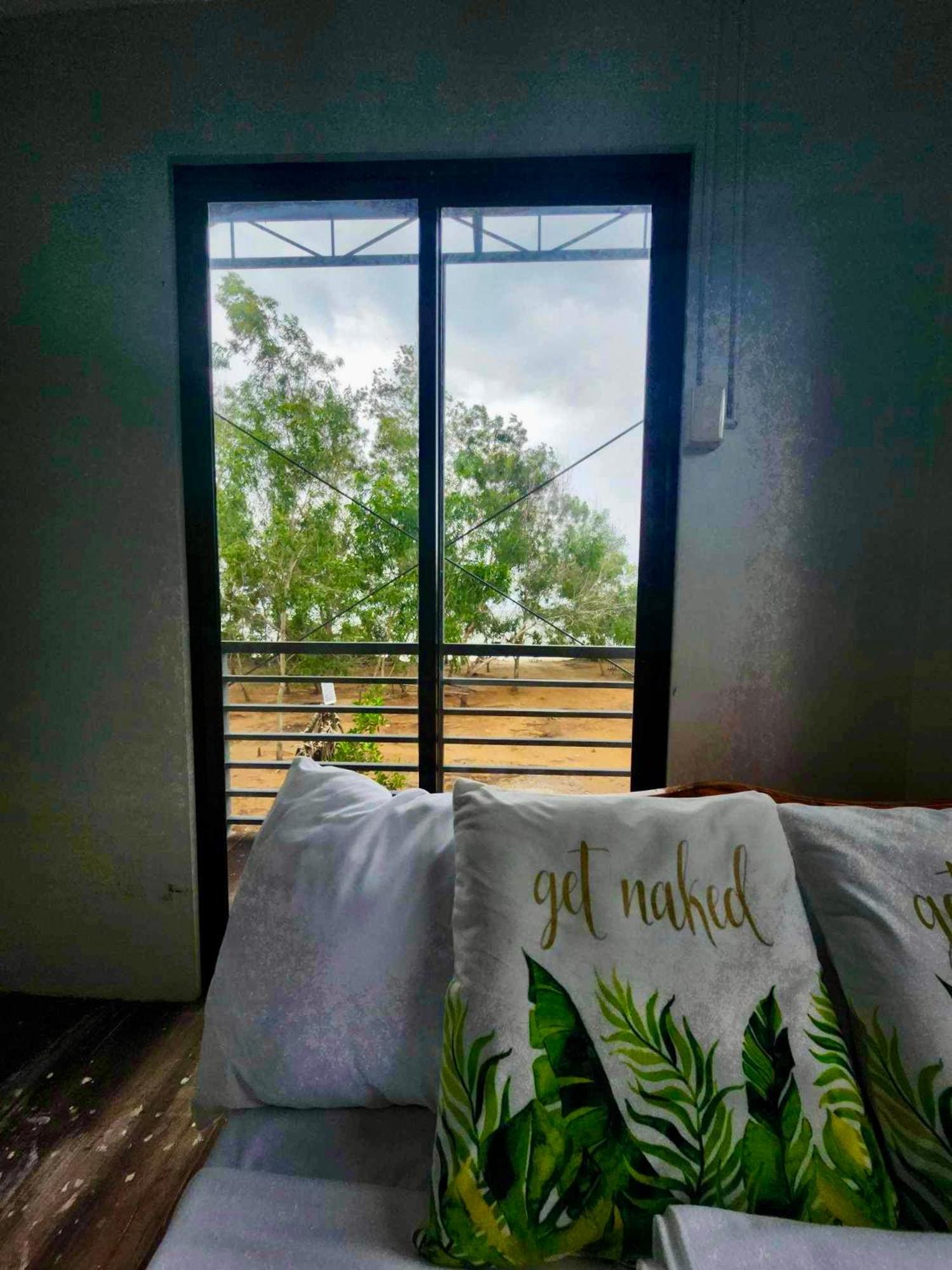 Deluxe Double Room with Balcony and Sea View photo 3