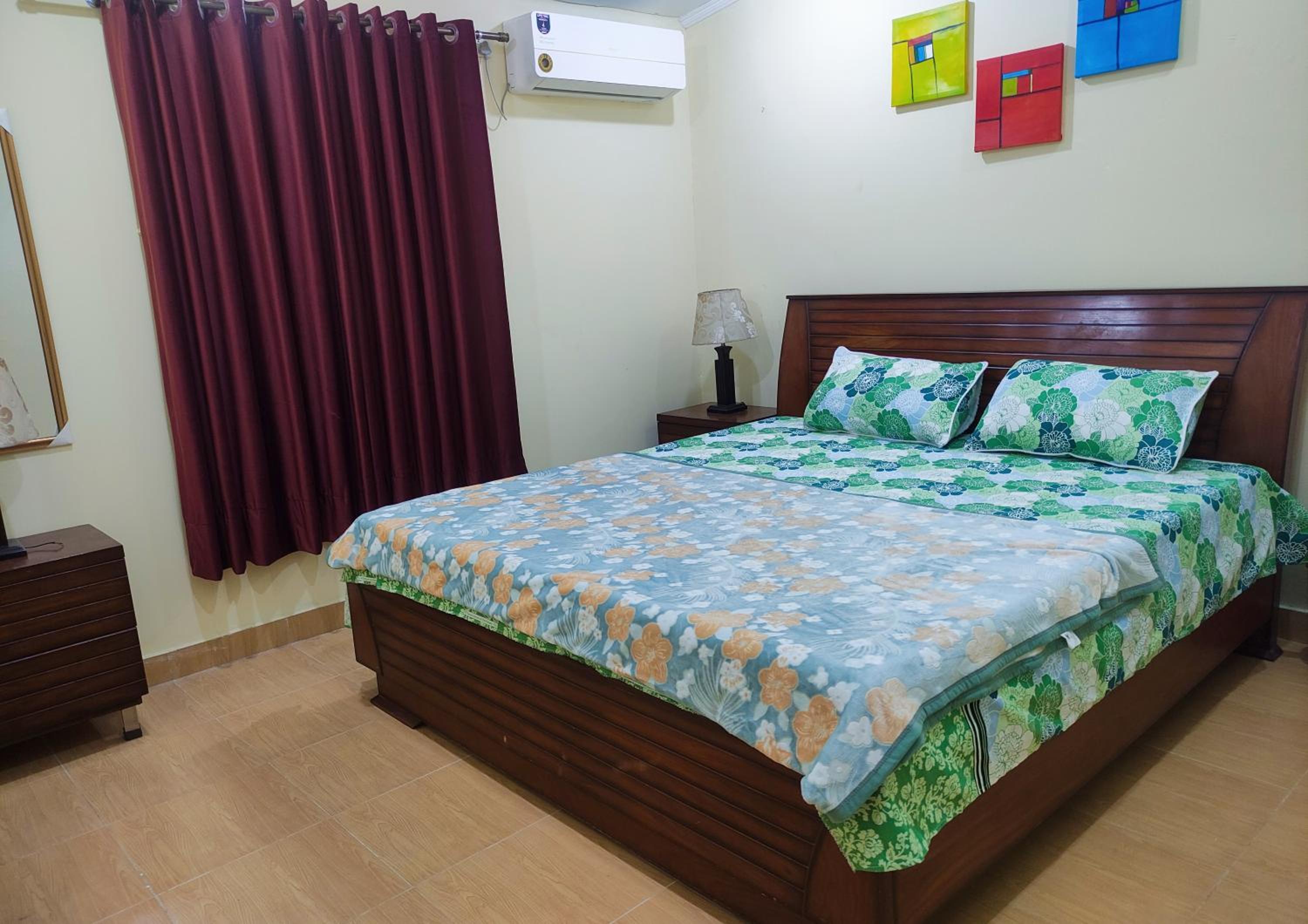 Two-Bedroom House photo 3