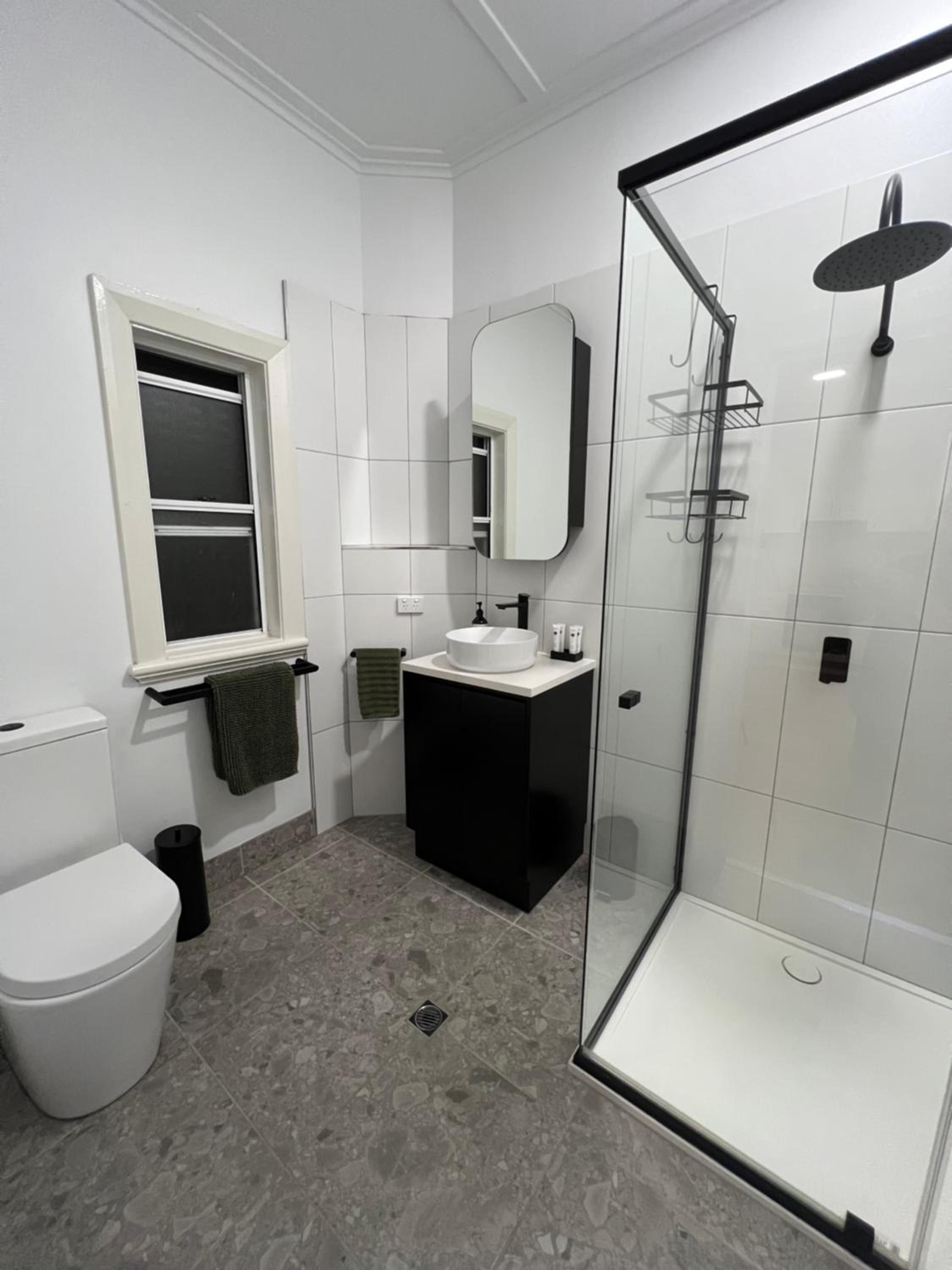 Apartment photo 2