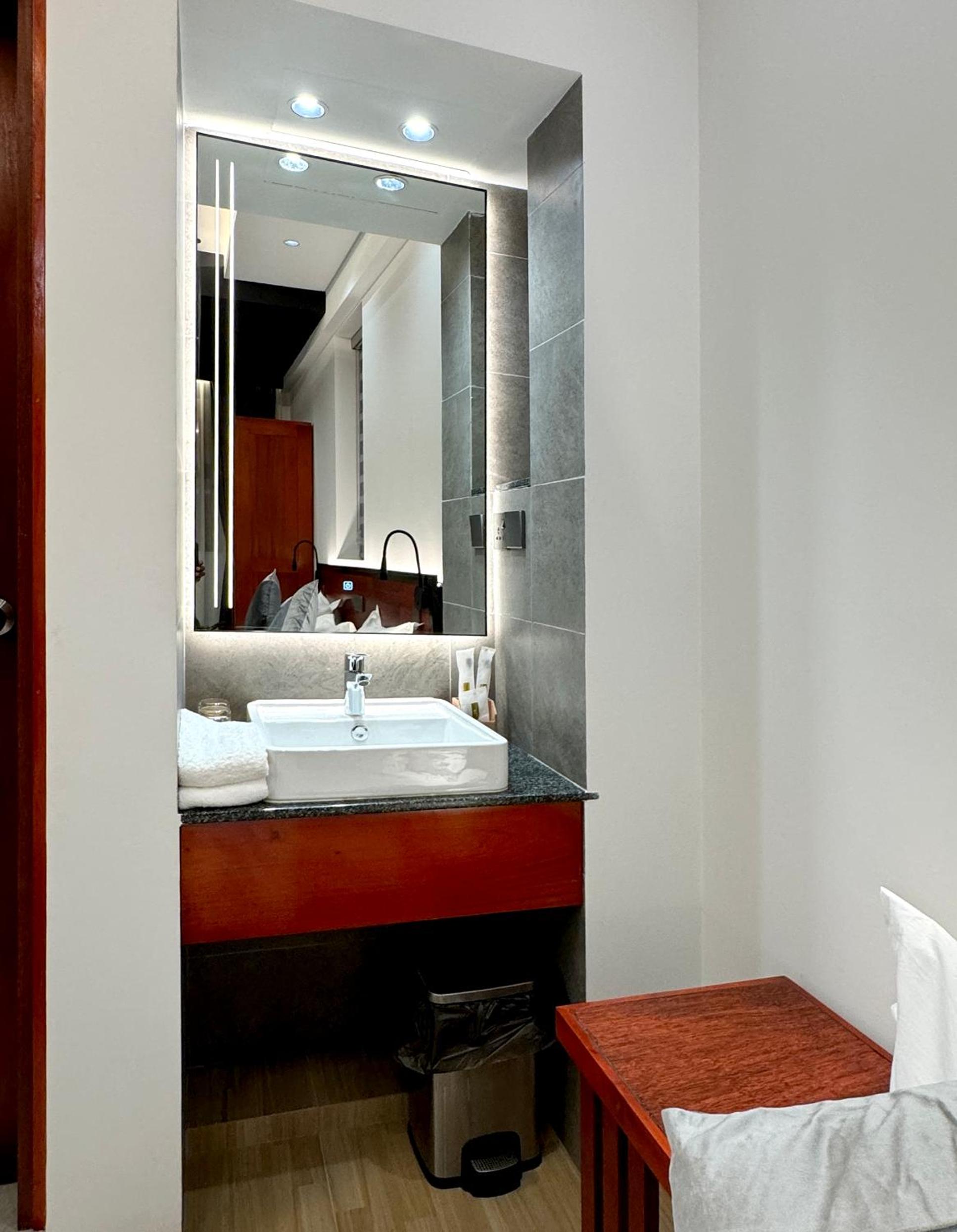 Standard Double or Twin Room photo 2