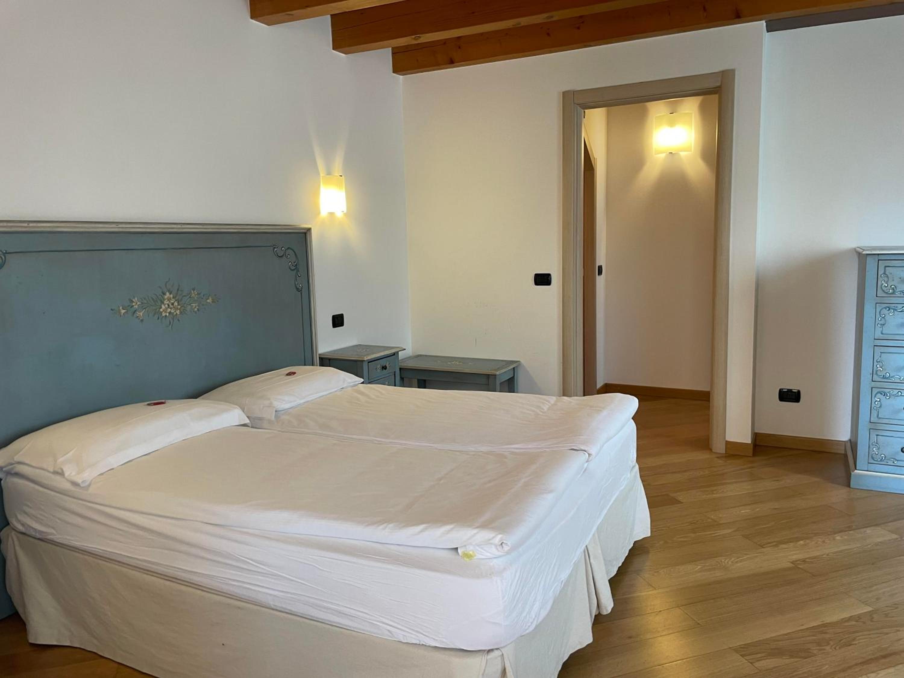 Double or Twin Room with Garden View