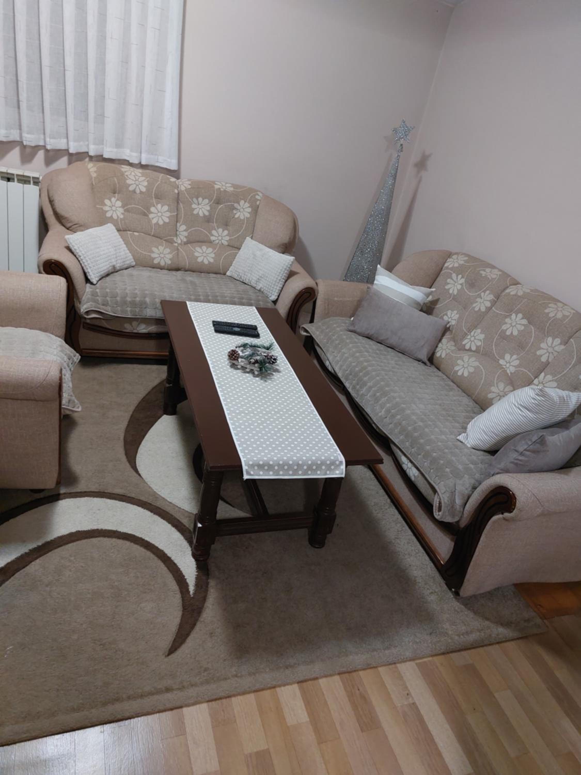 Apartment with Balcony photo 2