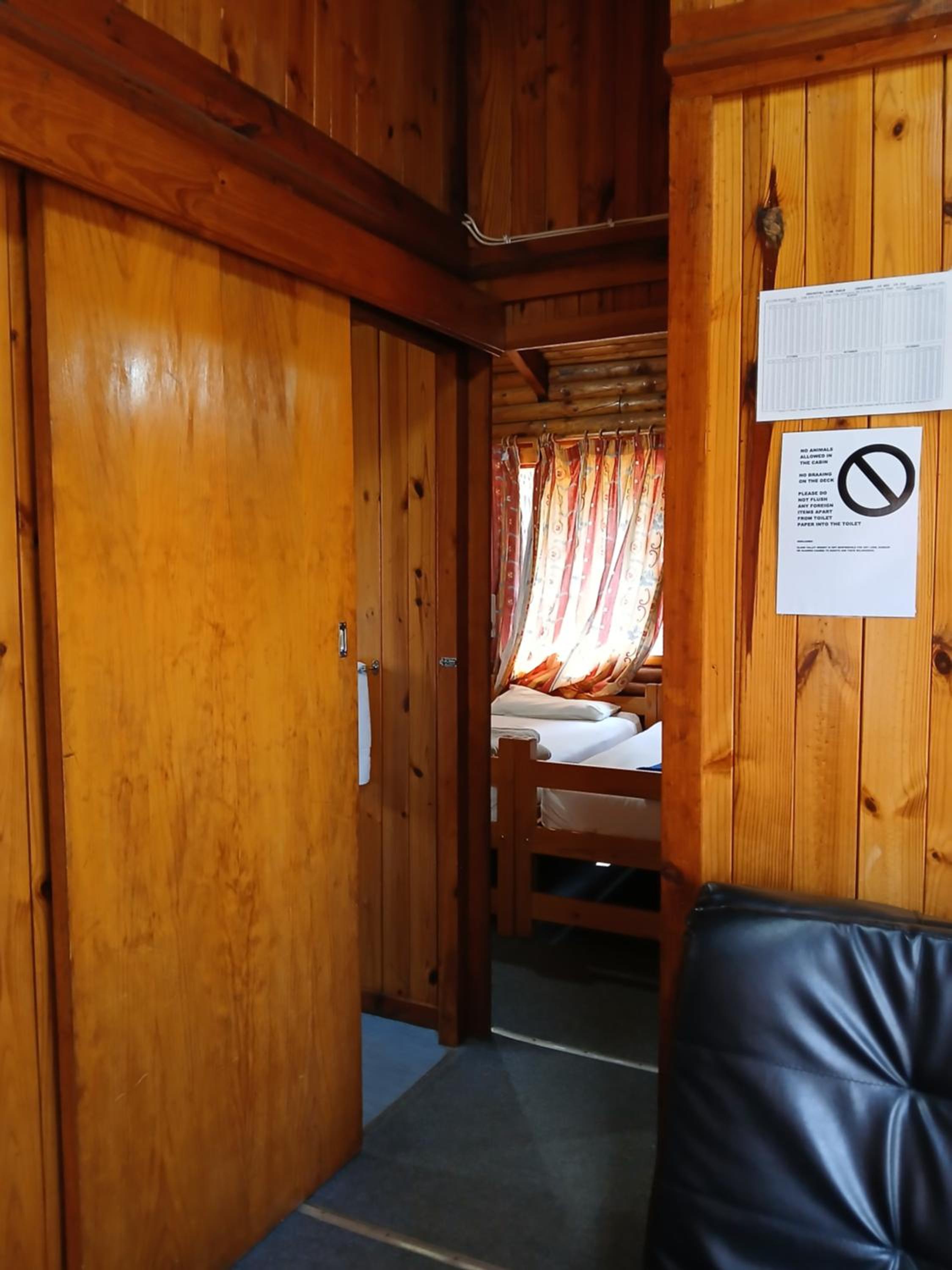 Bungalow (4-6 Sleeper) - Photo 11