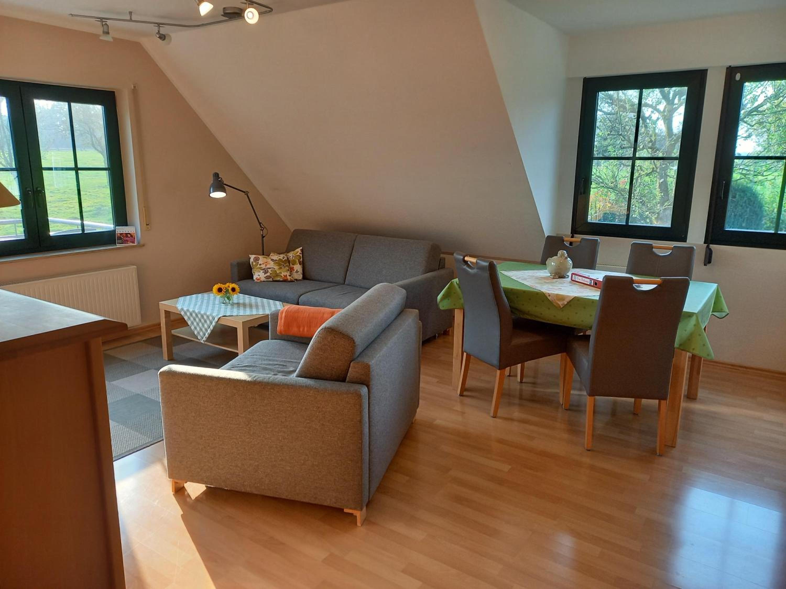 Apartment photo 3