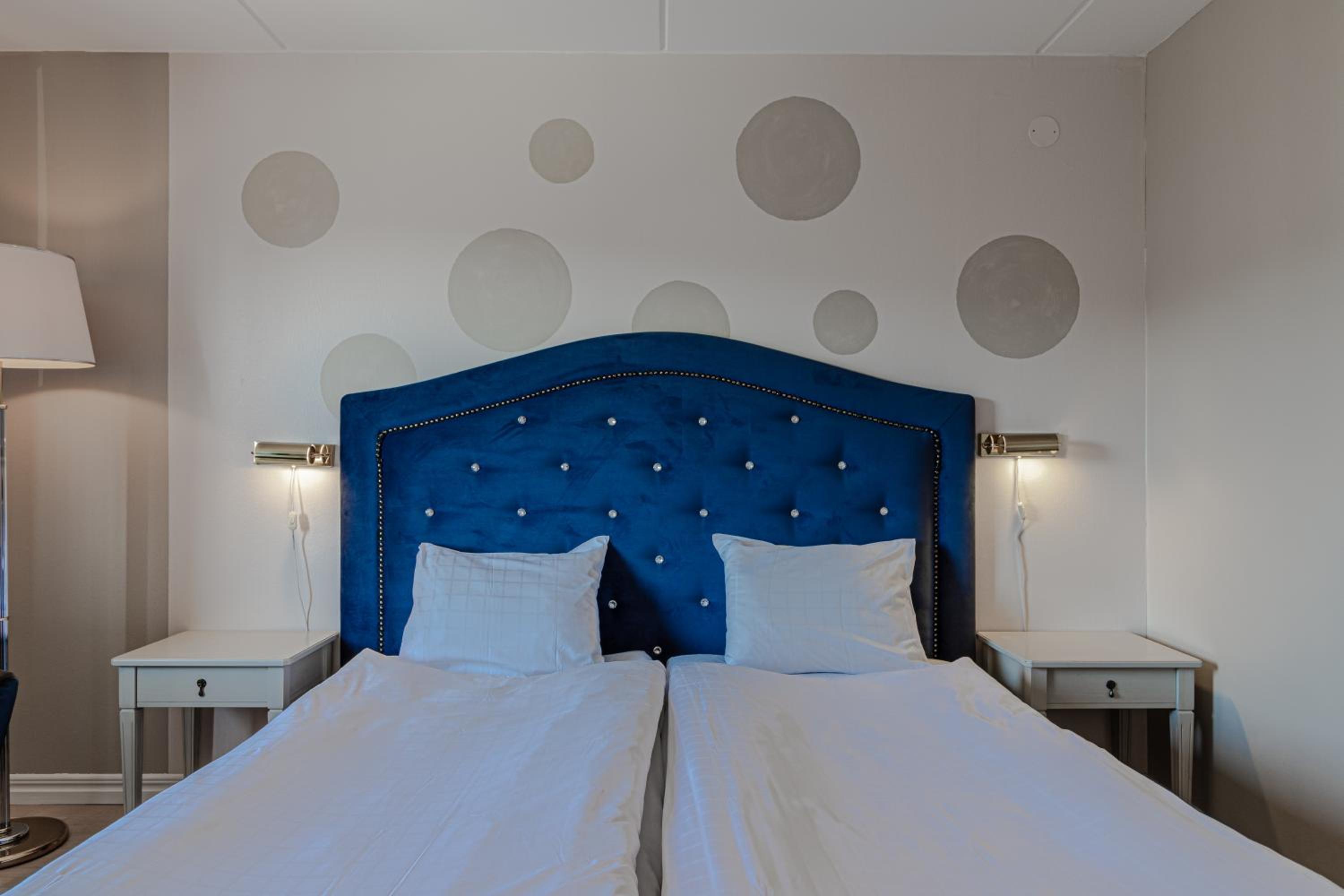 Standard Double or Twin Room - Photo 1