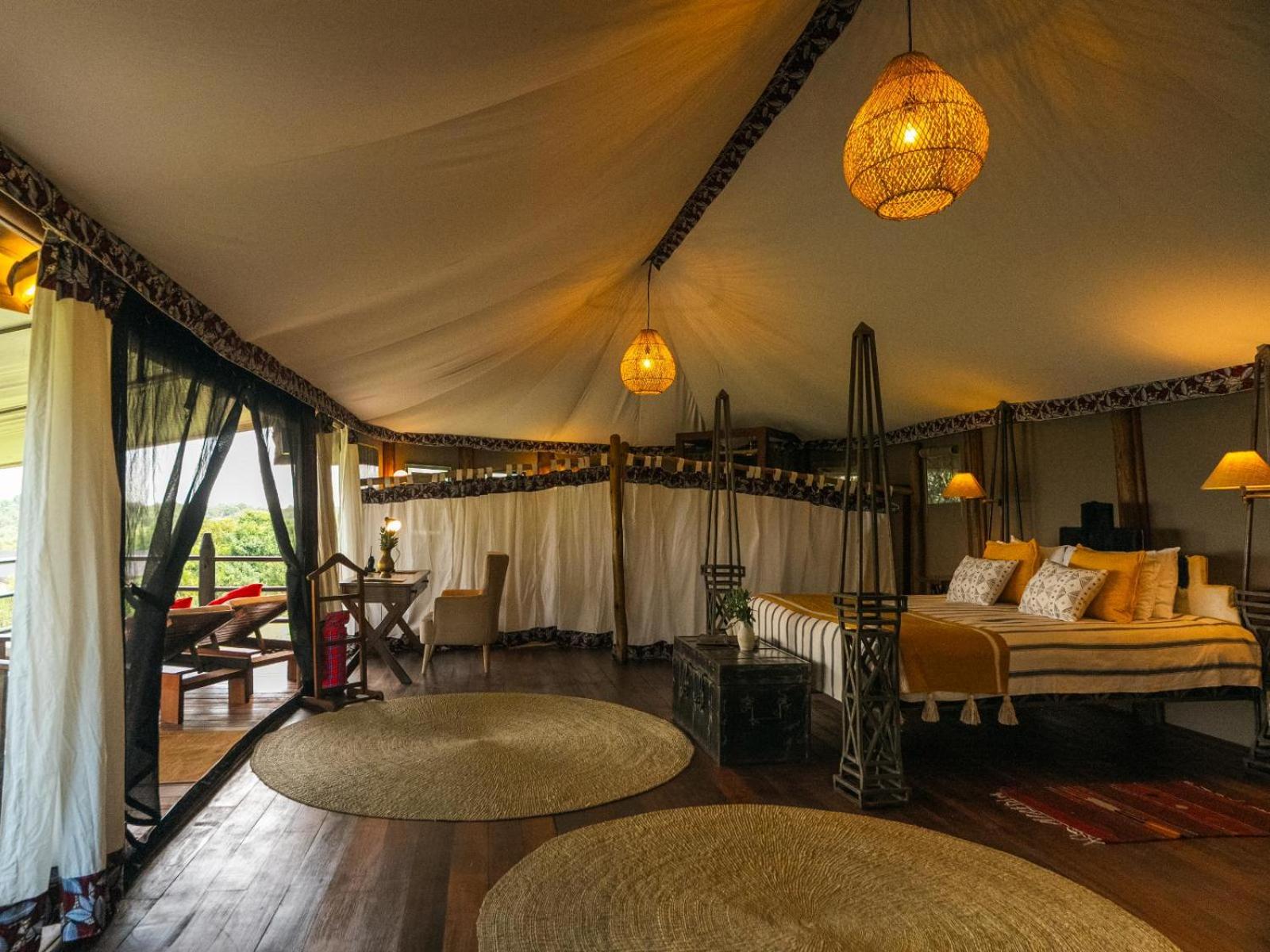 Deluxe Tent photo 2