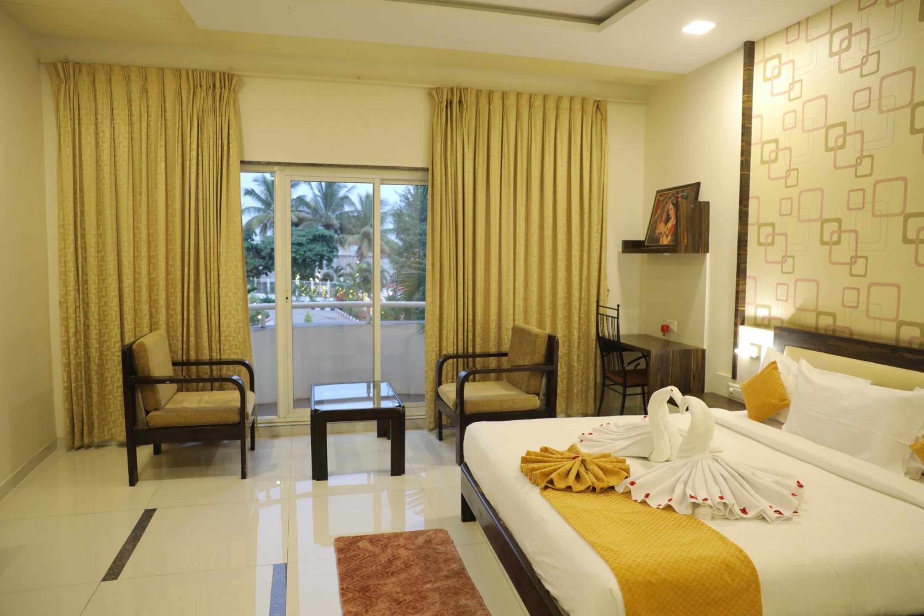 Superior King Room photo 3