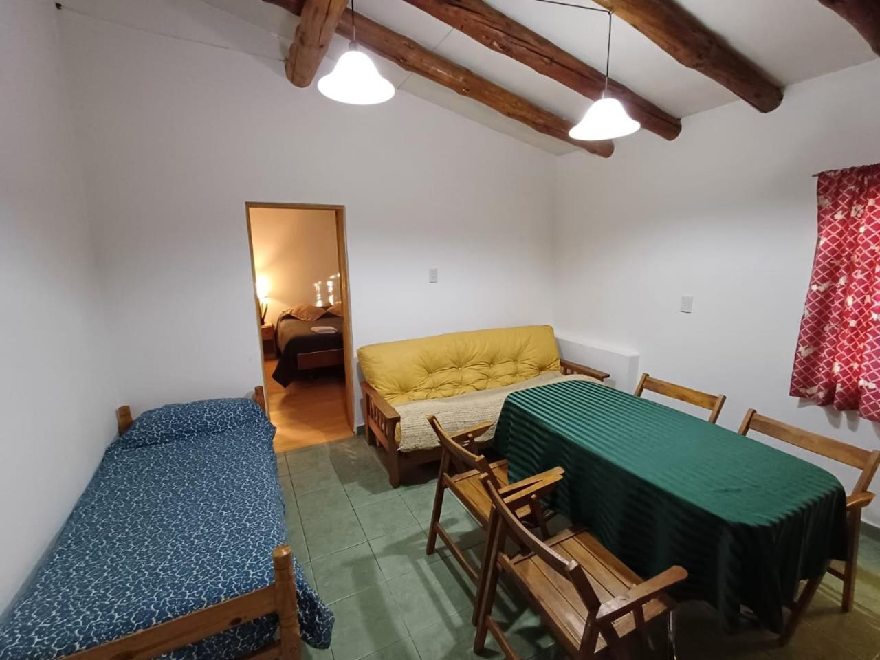 One-Bedroom Apartment photo 3