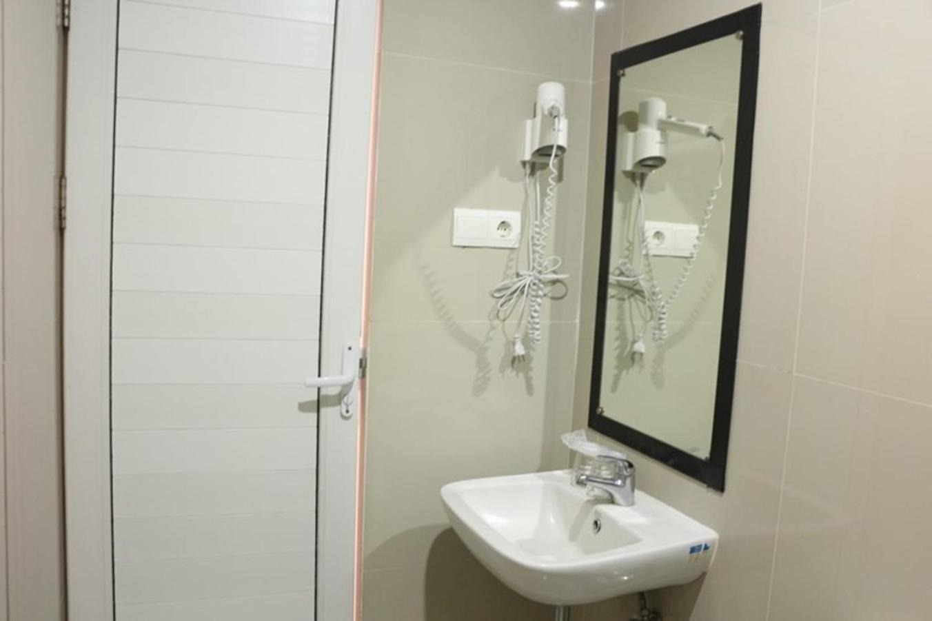 Economy Single Room photo 3