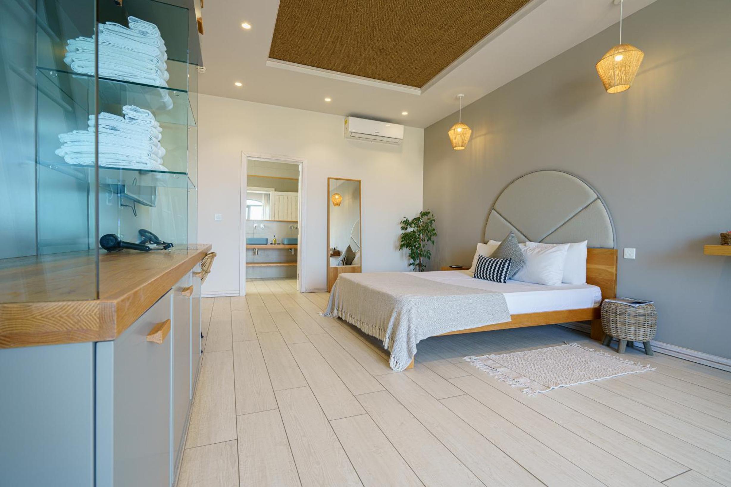 Family Room with Terrace - Photo 4