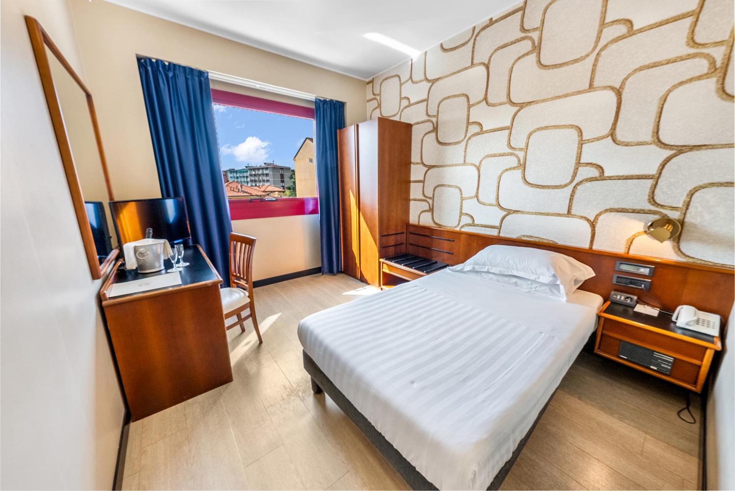 Superior Single Room