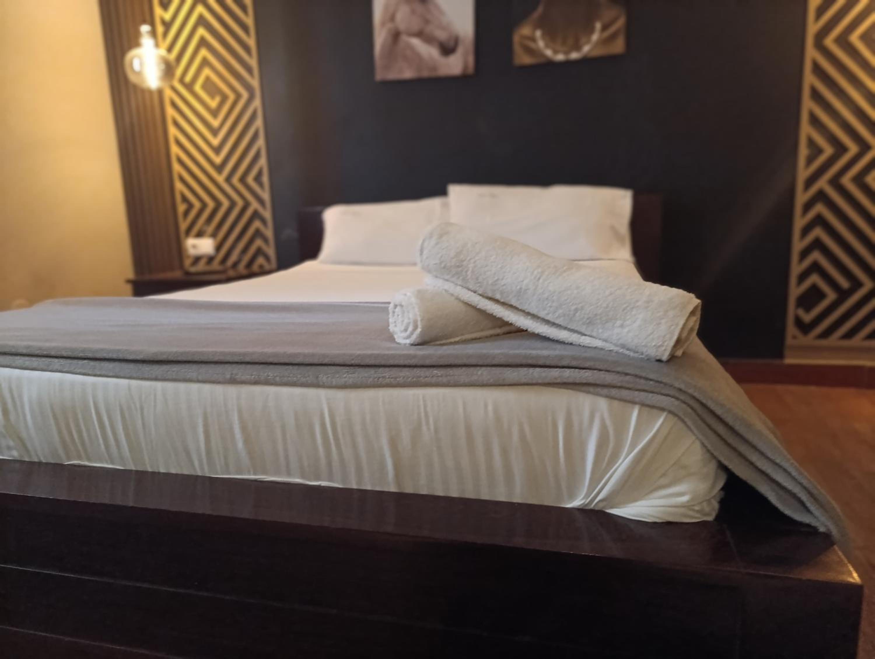 Large Double Room photo 1